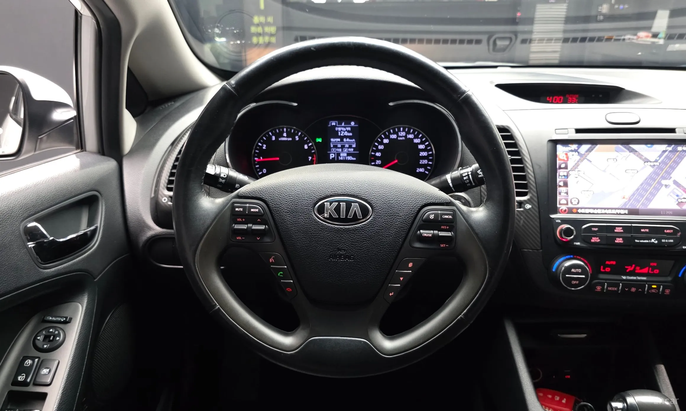 Kia K3 превью 13