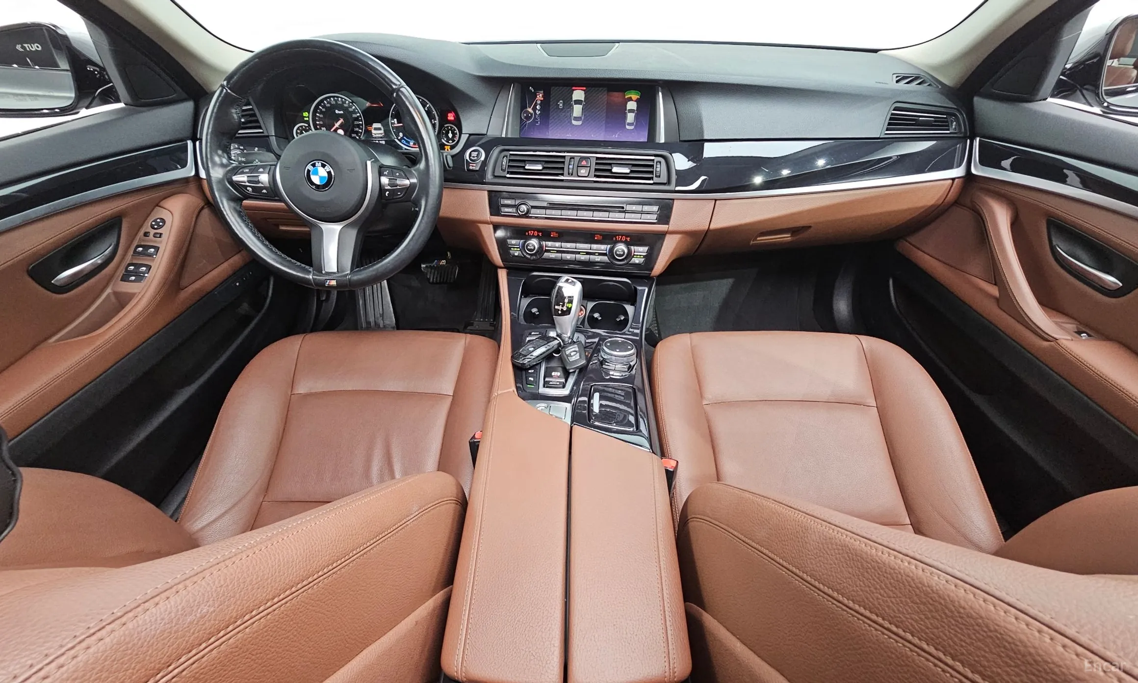 BMW 5 Series (F10) превью 7
