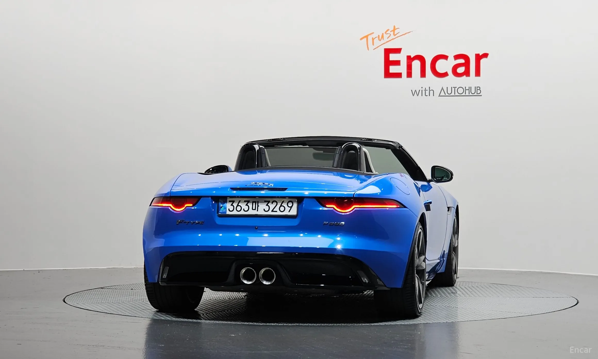 Jaguar F-TYPE превью 4