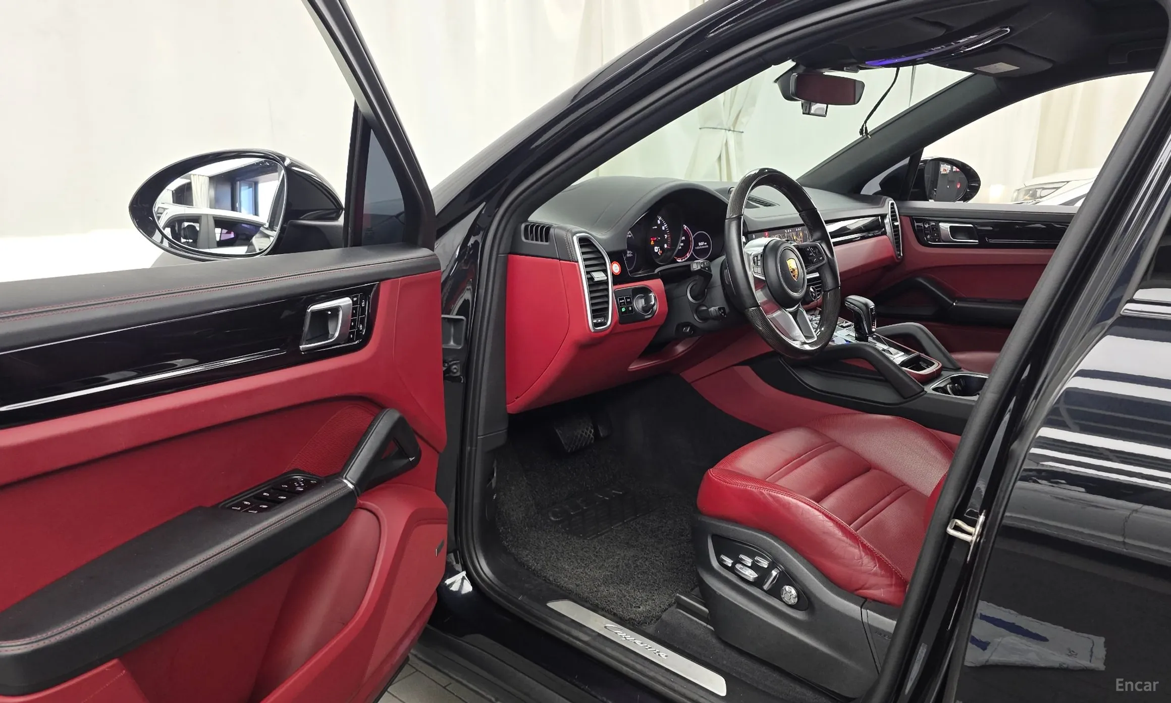 Porsche Cayenne (PO536) превью 10