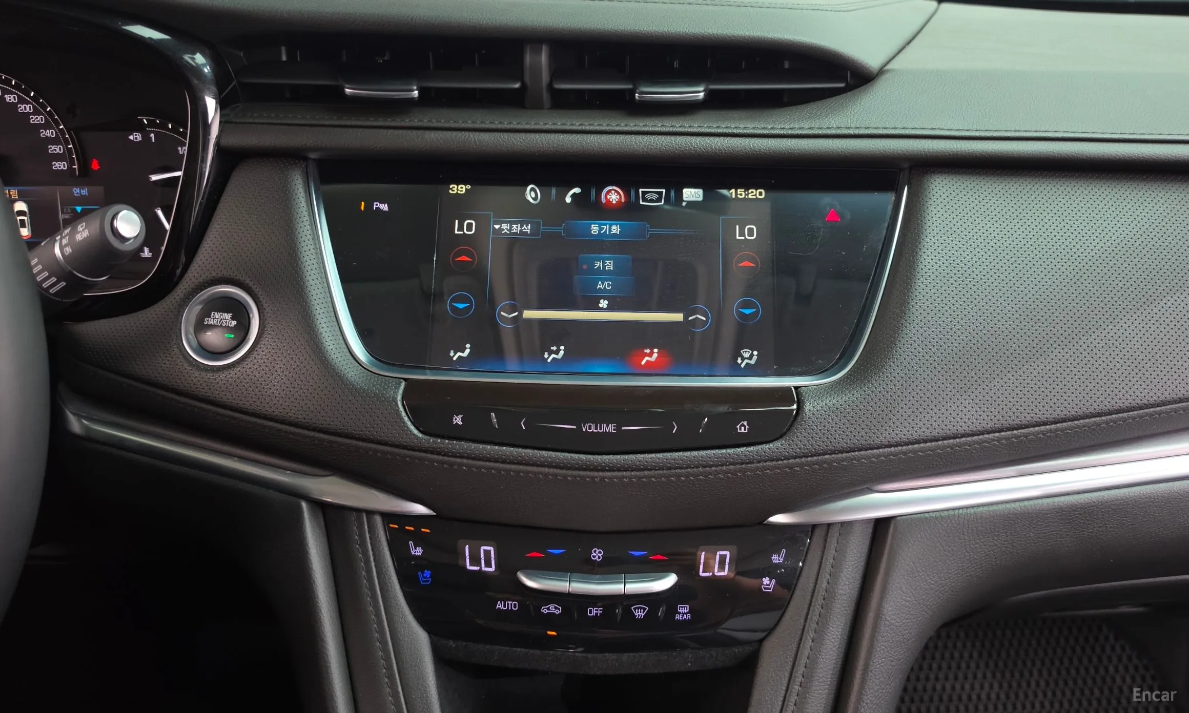 Cadillac XT5 превью 13