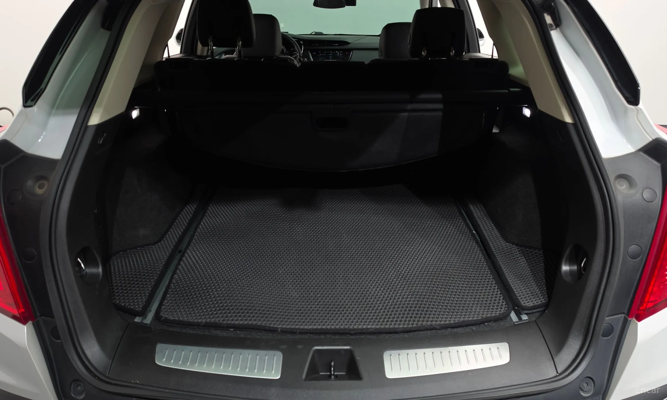 Cadillac XT5 превью 20