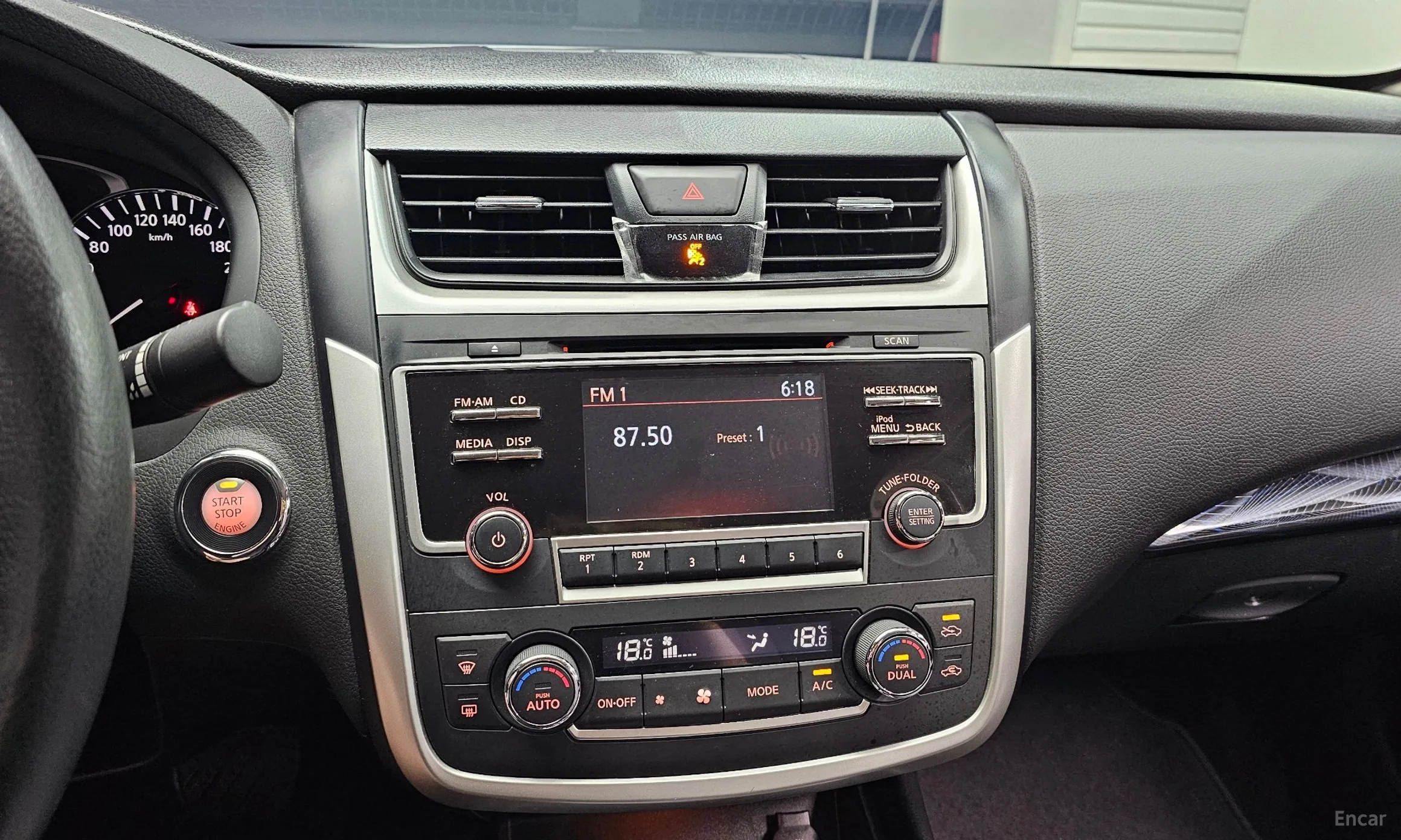 Nissan Altima превью 14