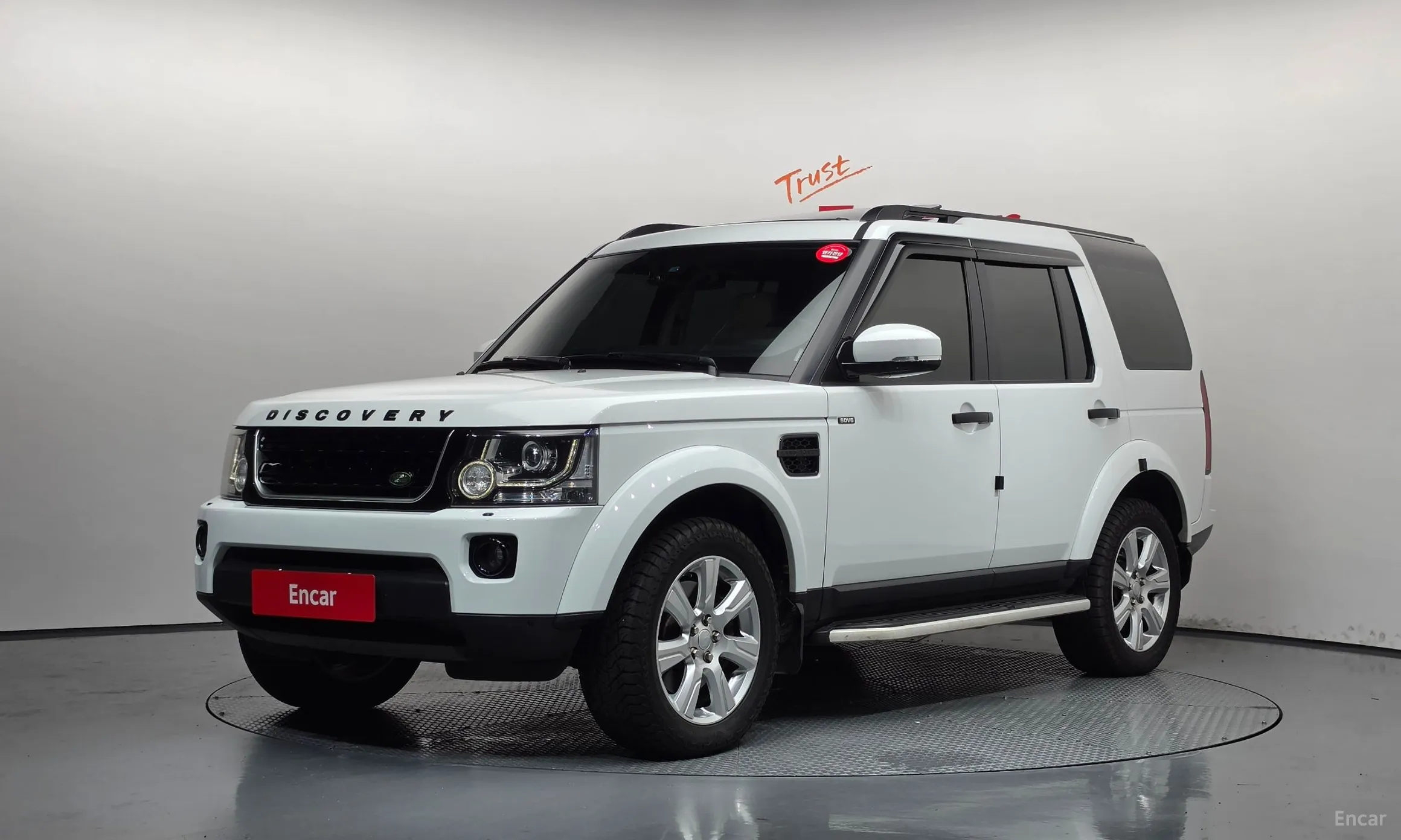 Land Rover Discovery 4