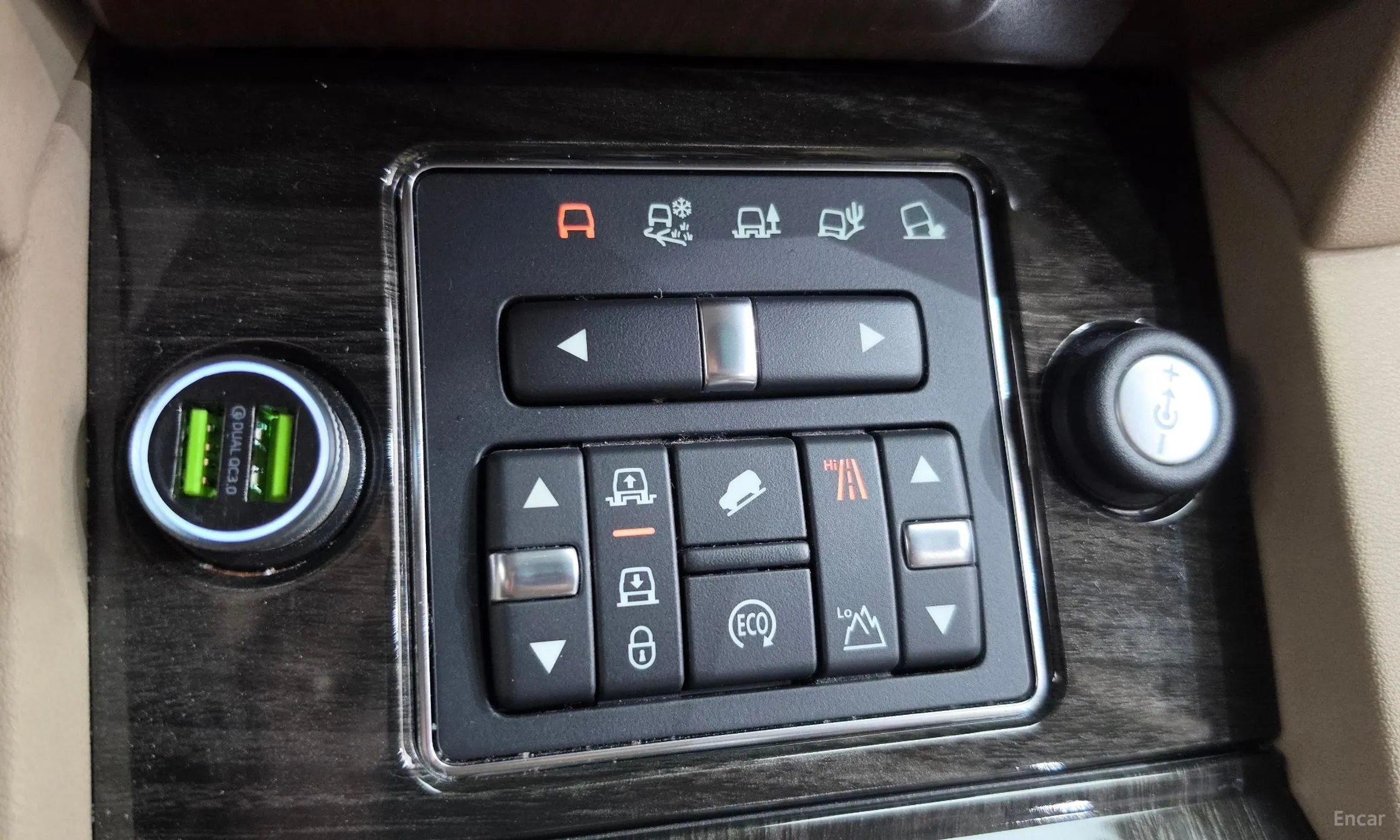 Land Rover Discovery 4 превью 19