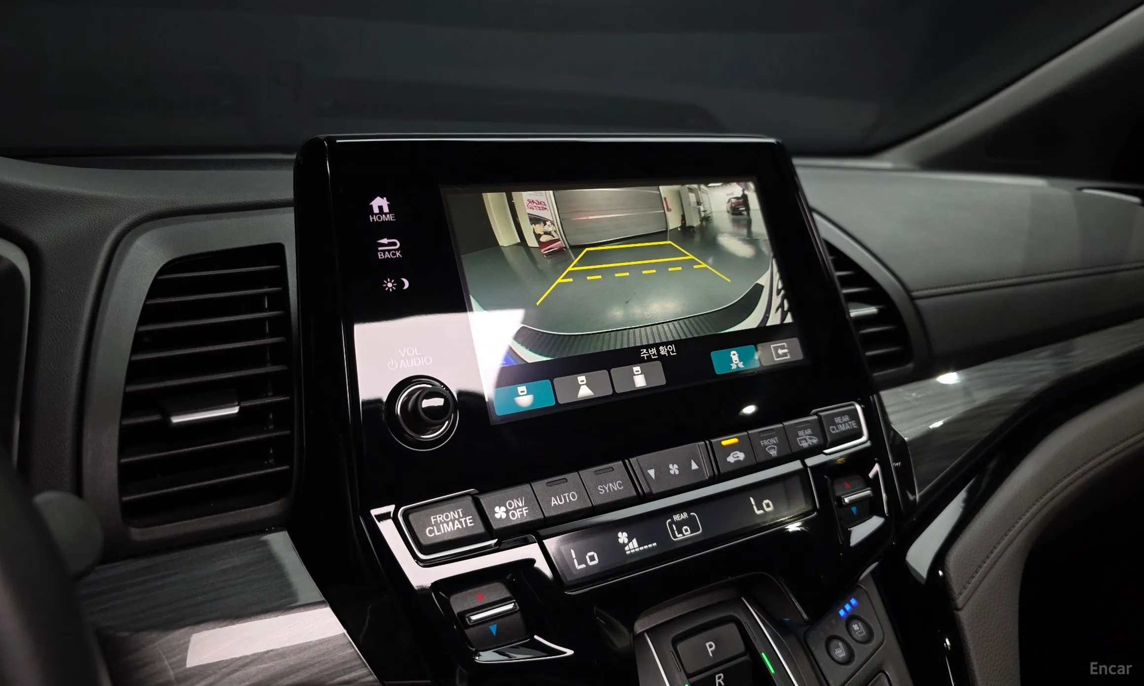 Honda Odyssey превью 15