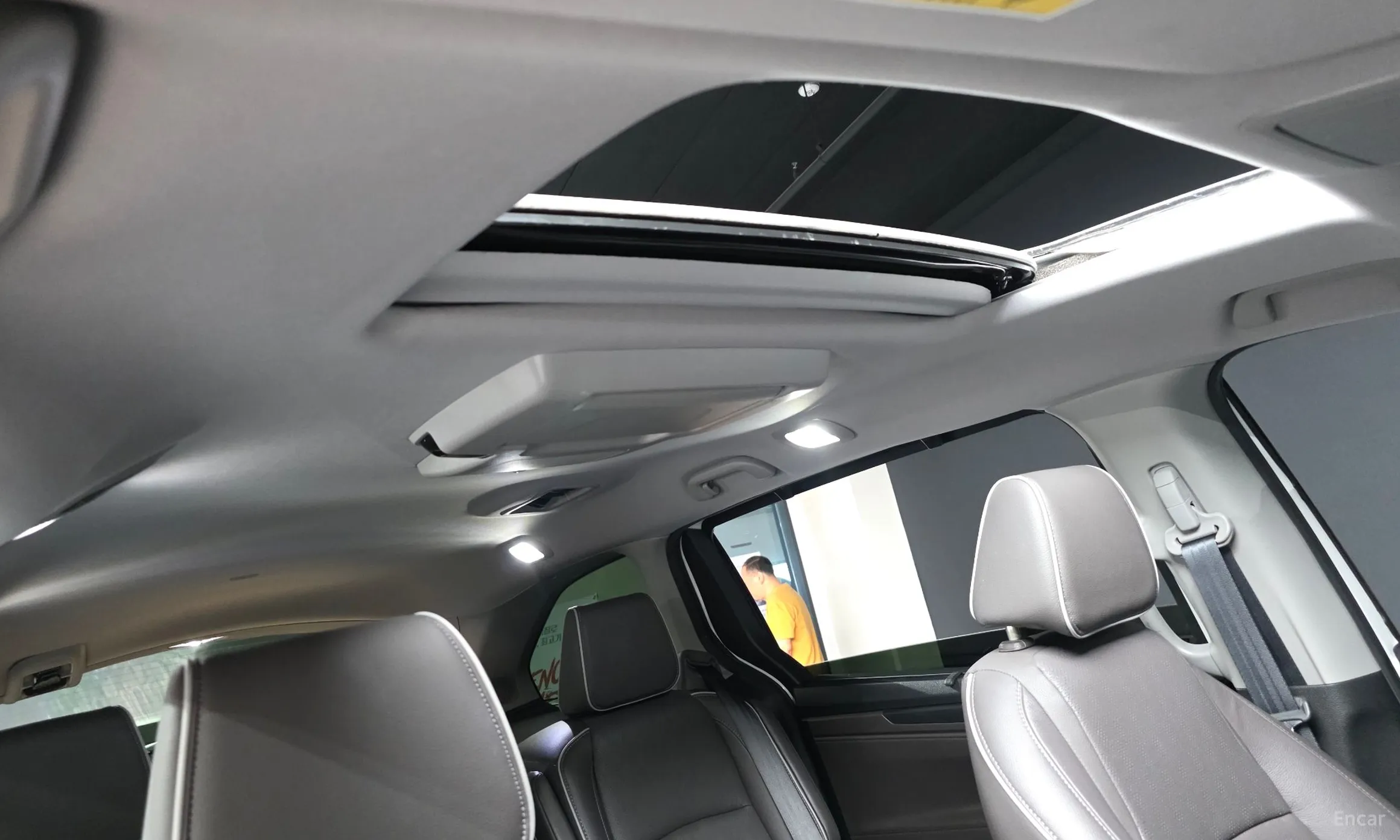 Honda Odyssey превью 17