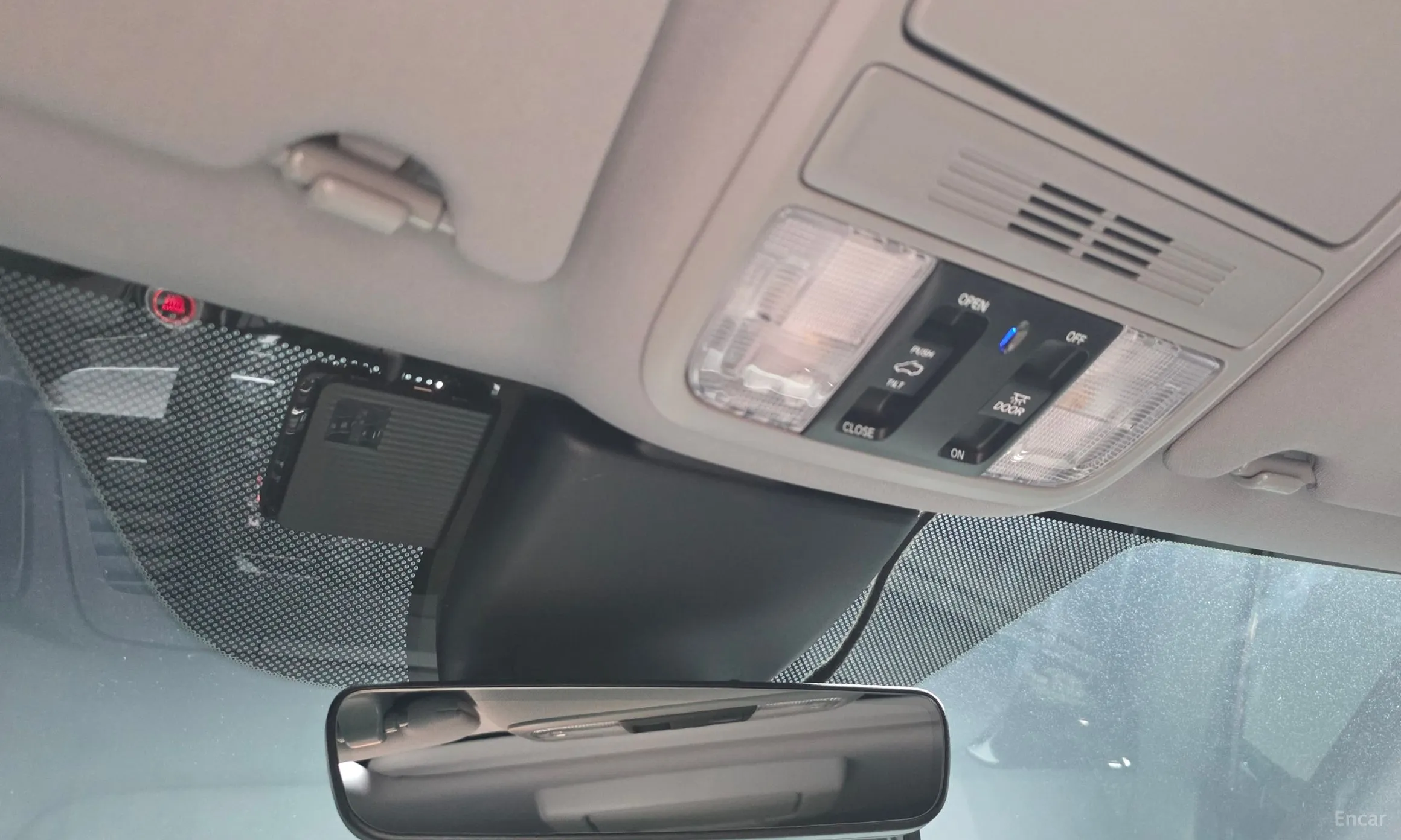 Honda Odyssey превью 19
