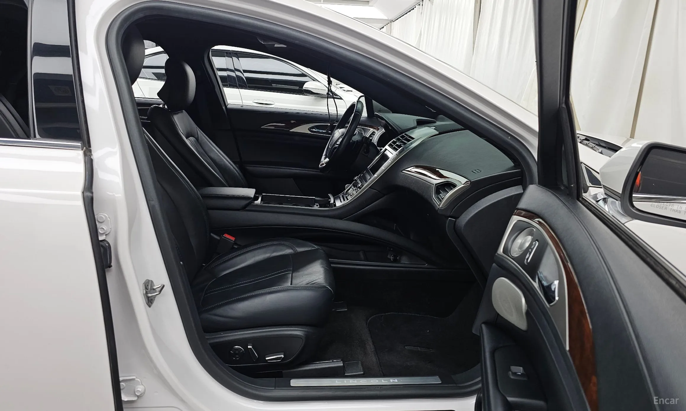 Lincoln New MKZ превью 11