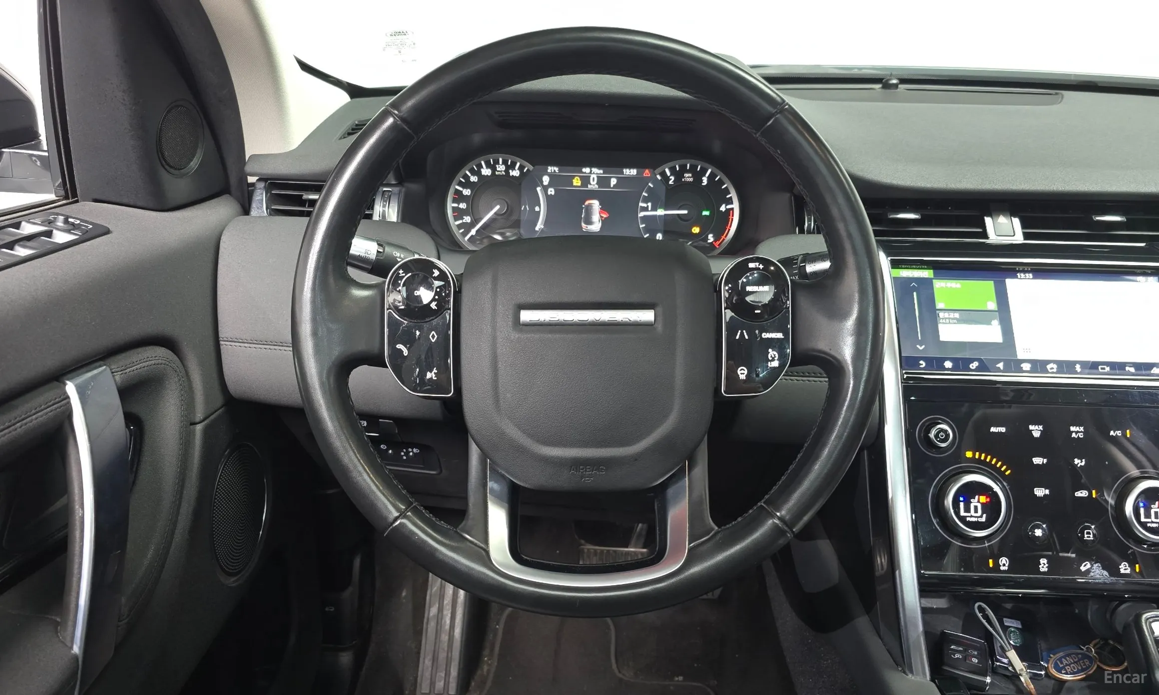 Land Rover Discovery Sports превью 13