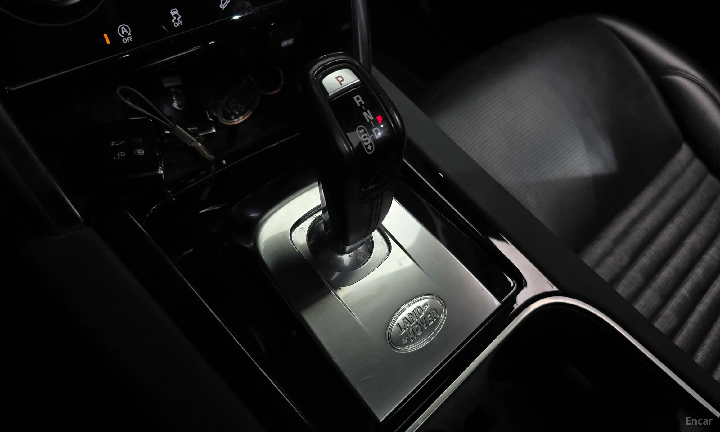 Land Rover Discovery Sports превью 9