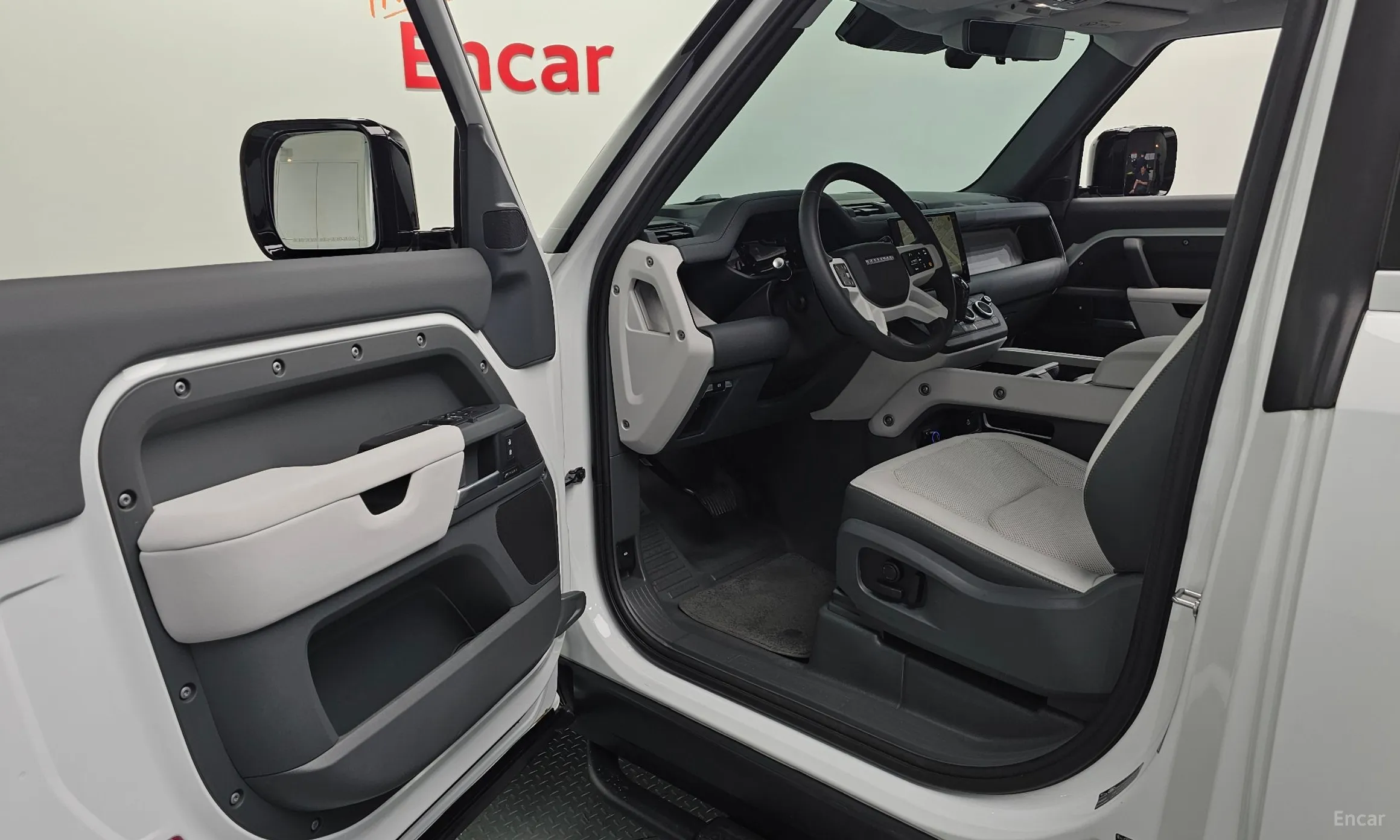 Land Rover Defender (L663) превью 10