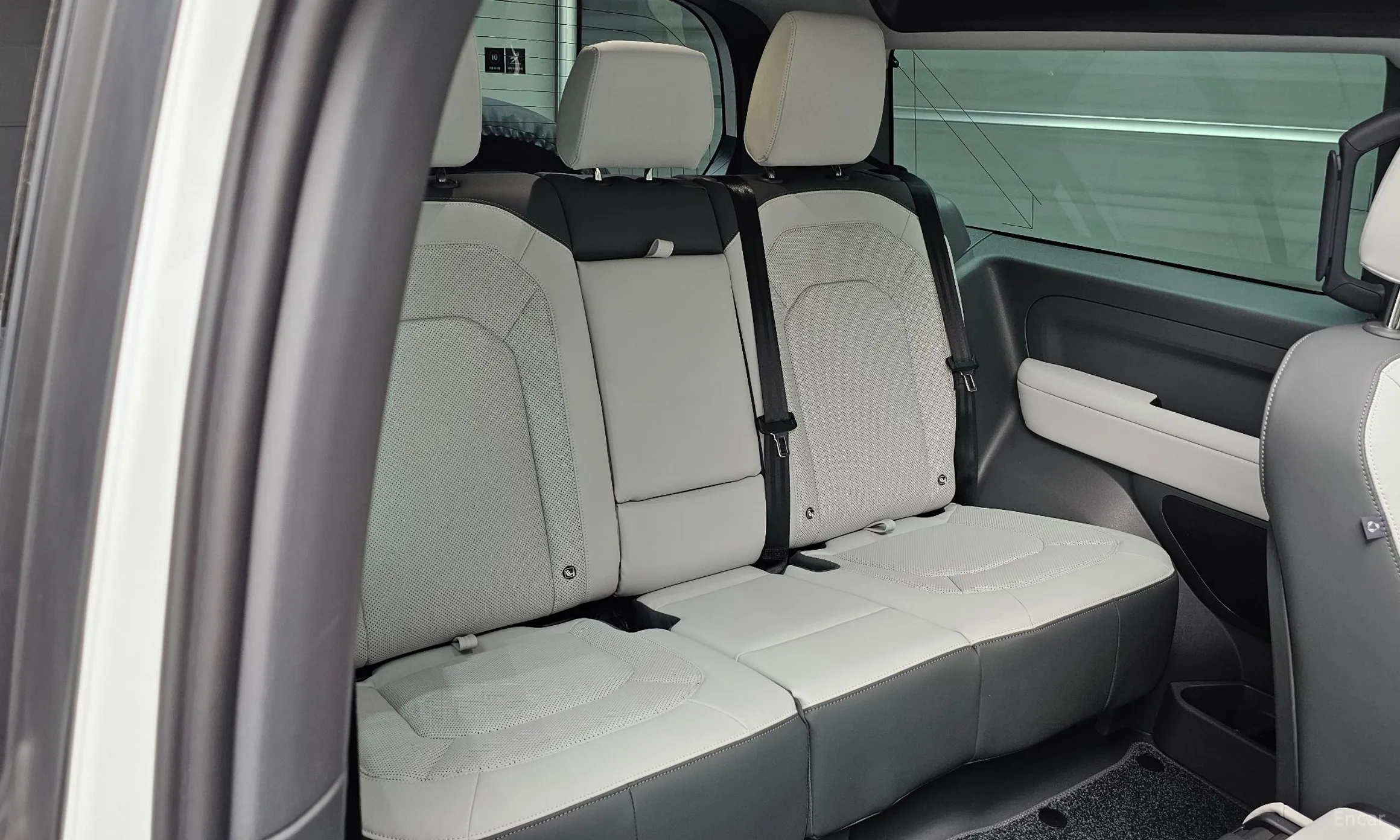 Land Rover Defender (L663) превью 12