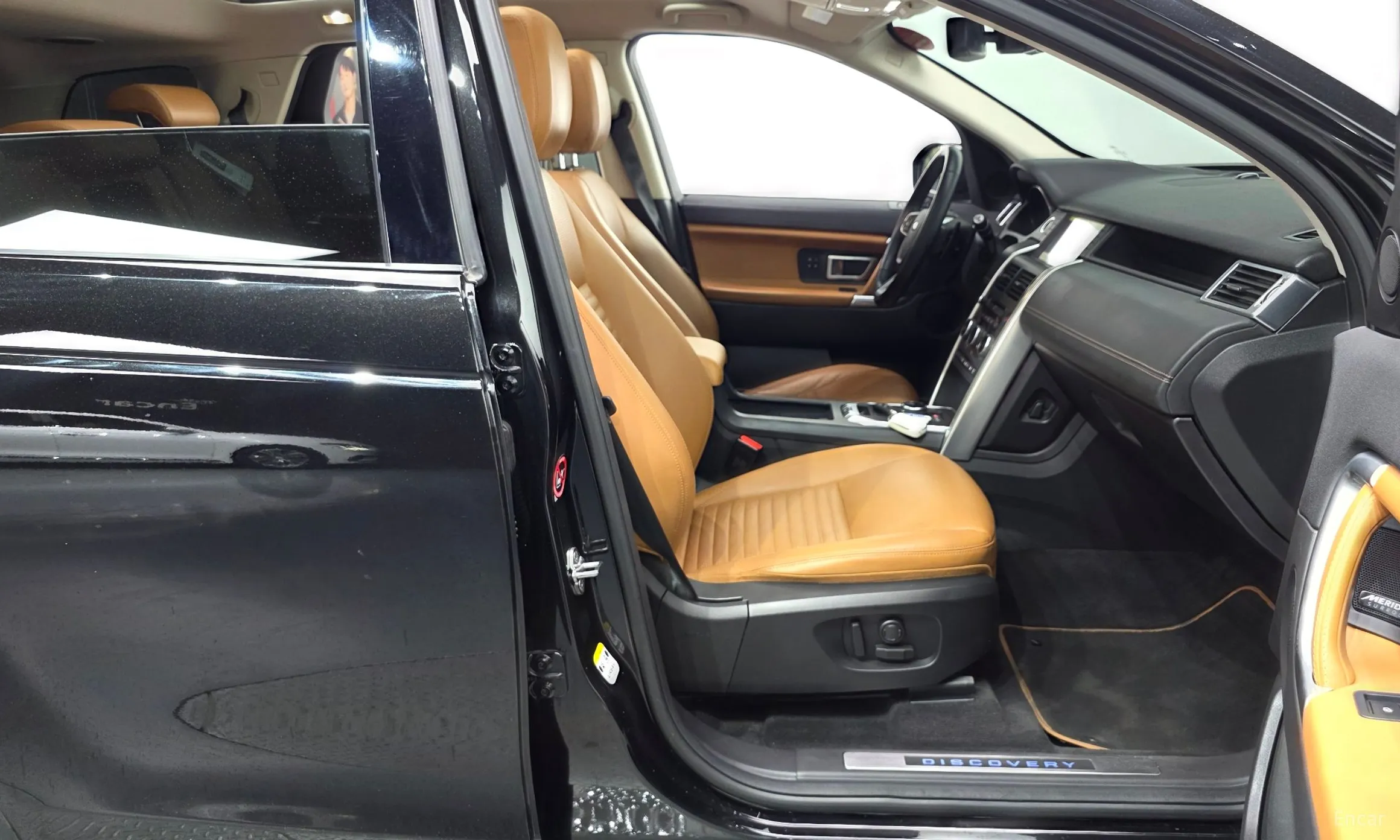 Land Rover Discovery Sports превью 10