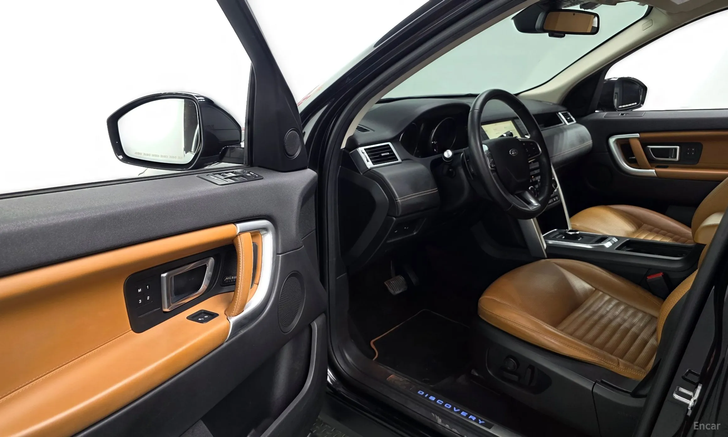 Land Rover Discovery Sports превью 11