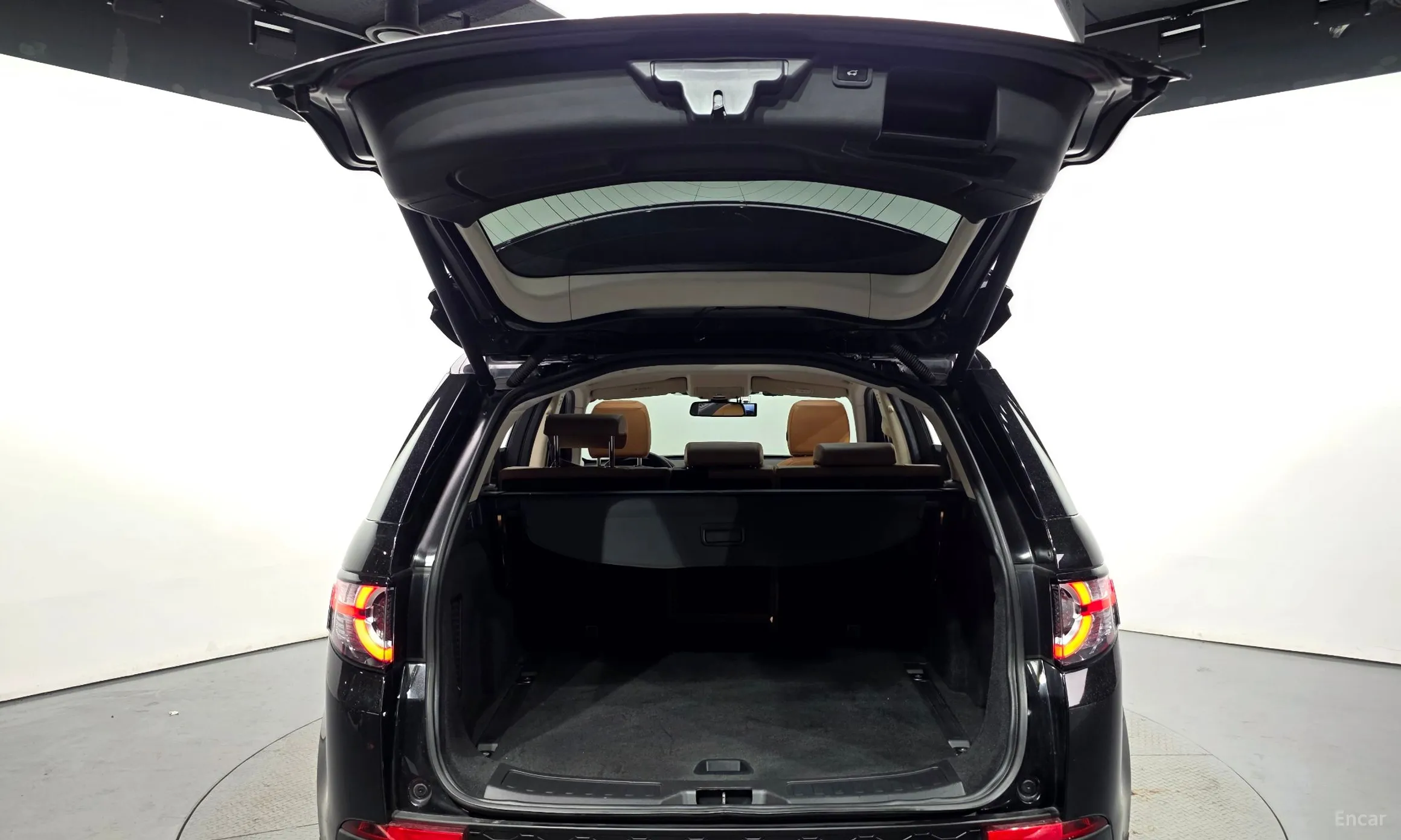 Land Rover Discovery Sports превью 20