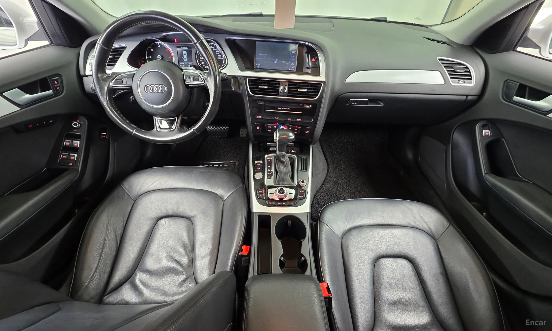 Audi New A4 превью 7