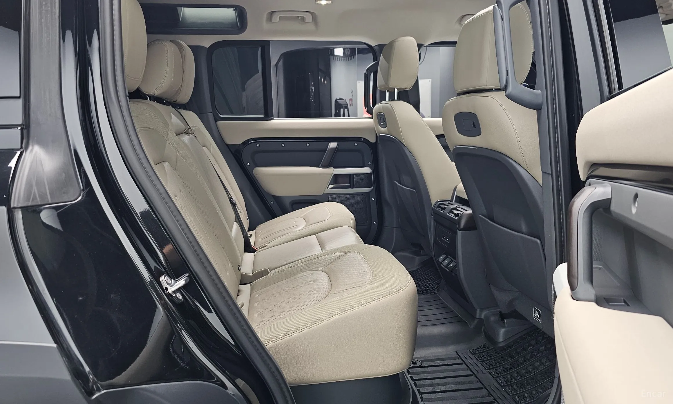 Land Rover Defender (L663) превью 11