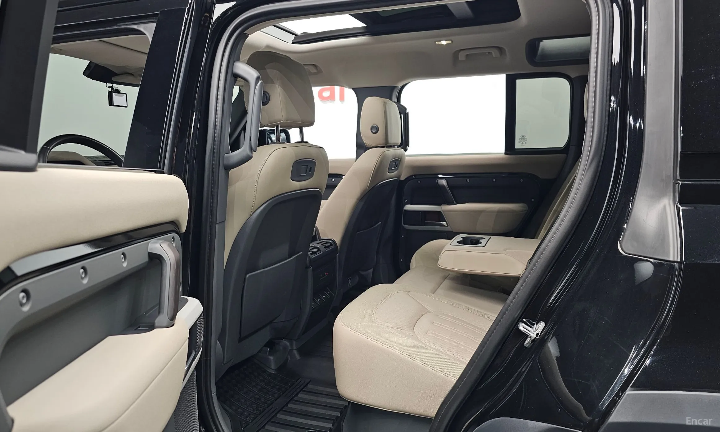 Land Rover Defender (L663) превью 12