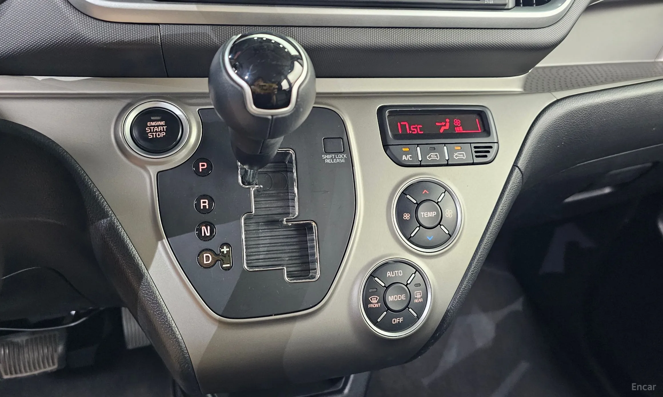 Kia Ray превью 9