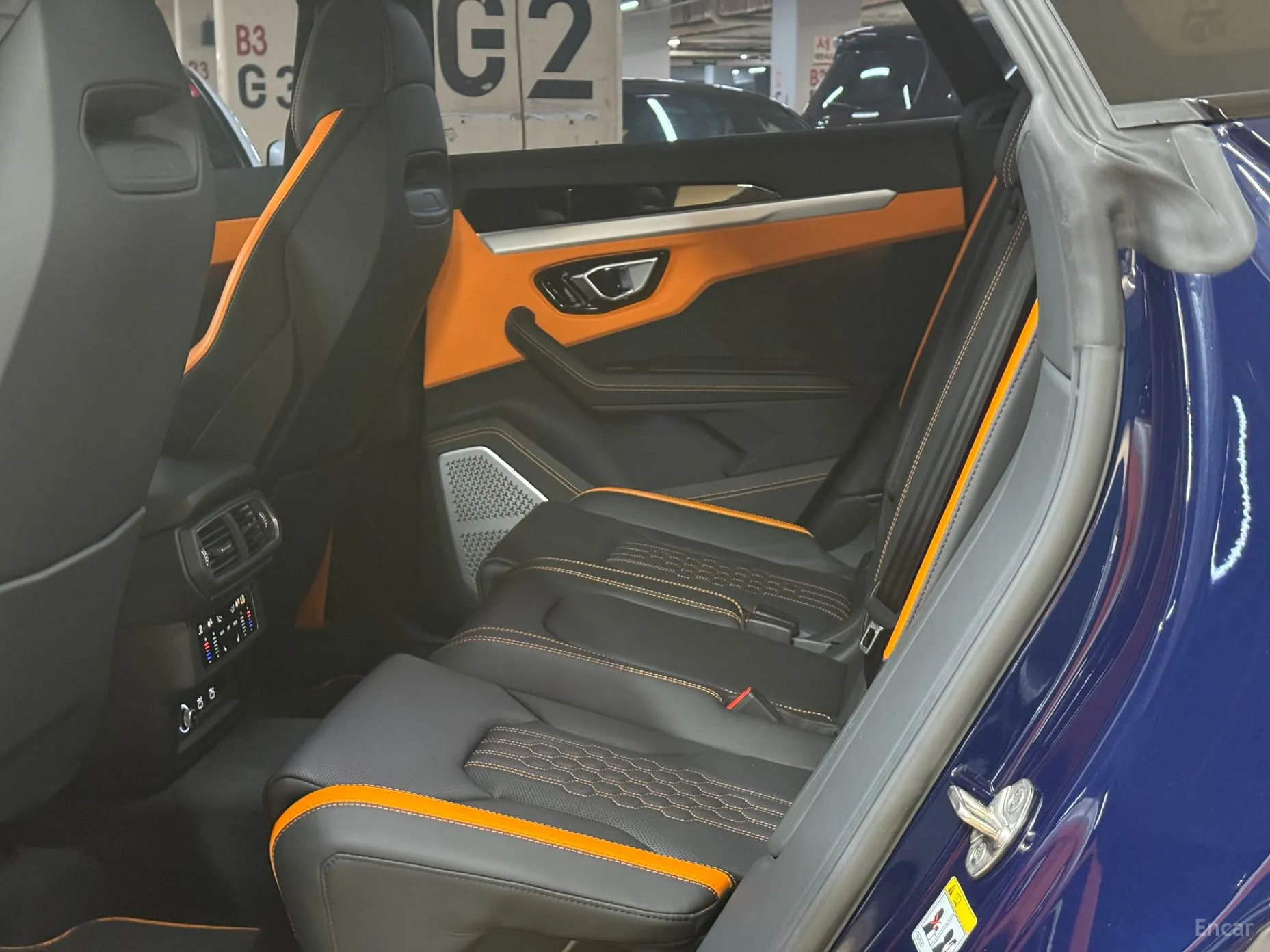 Lamborghini Urus превью 8