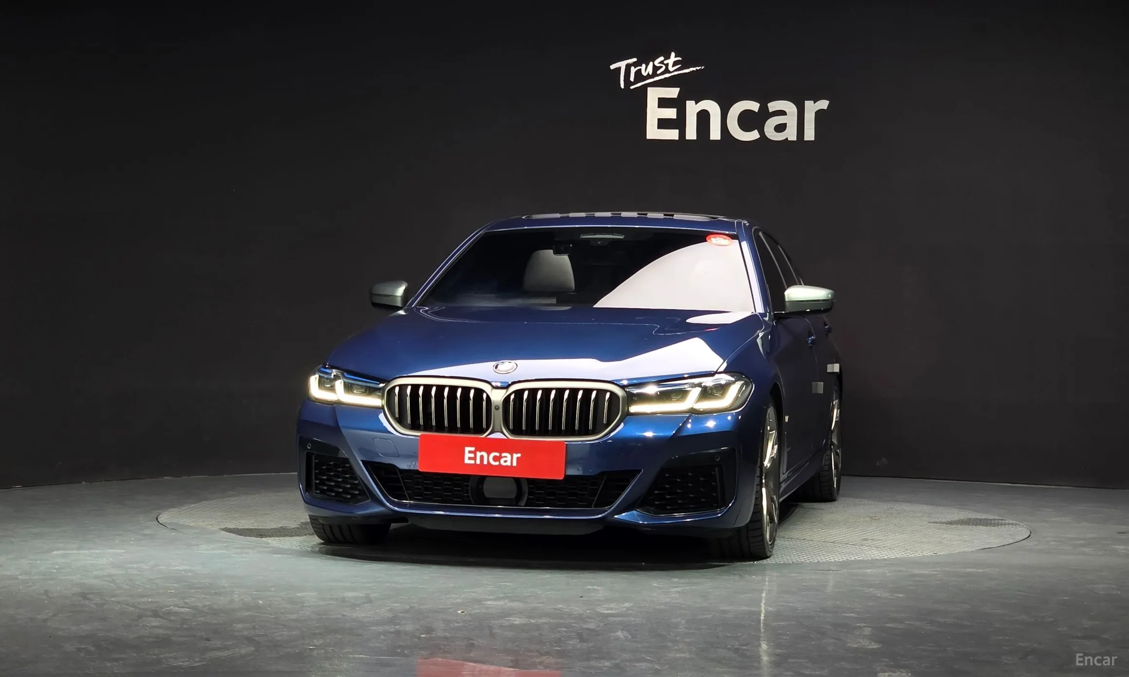 BMW 5 Series (G30) превью 3