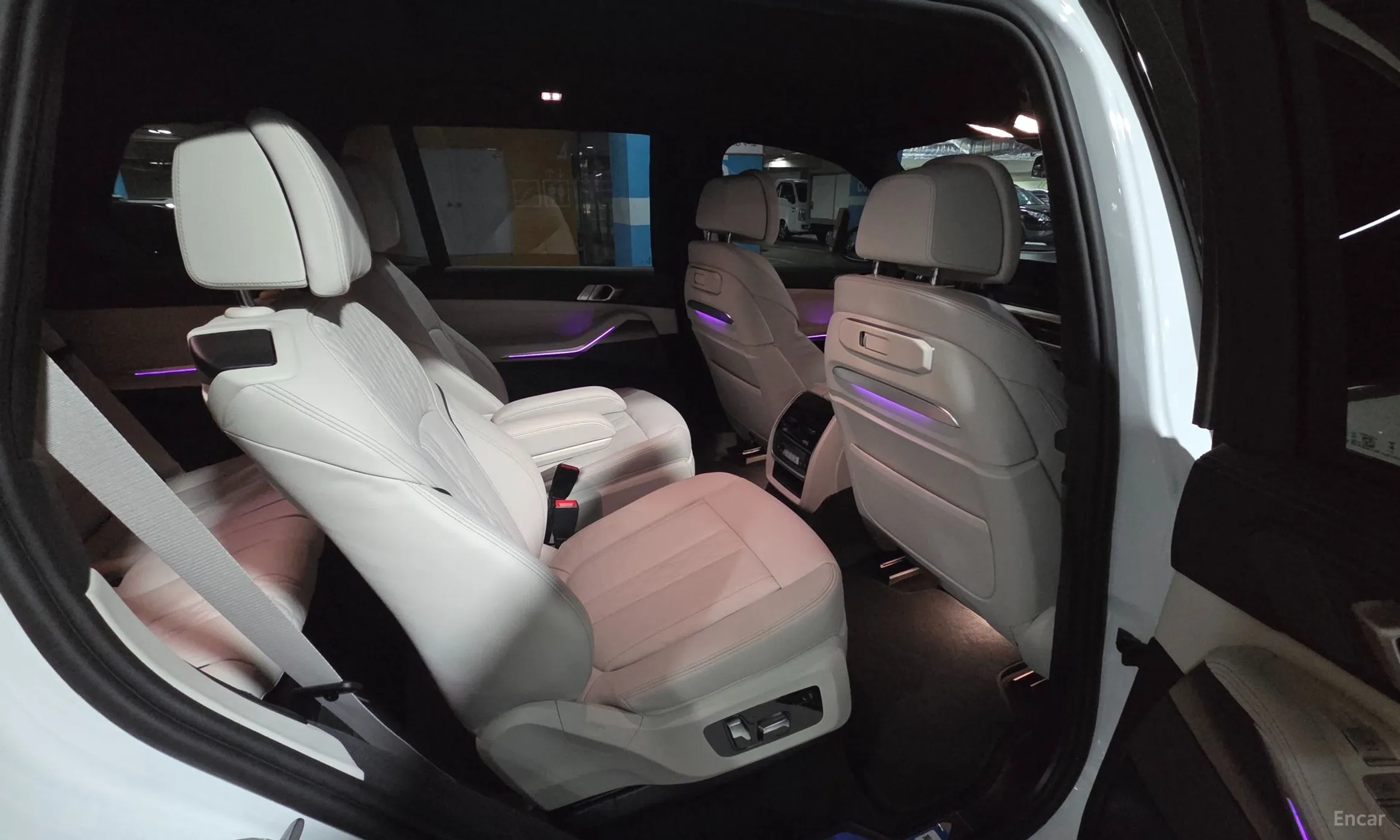 BMW X7 (G07) превью 18