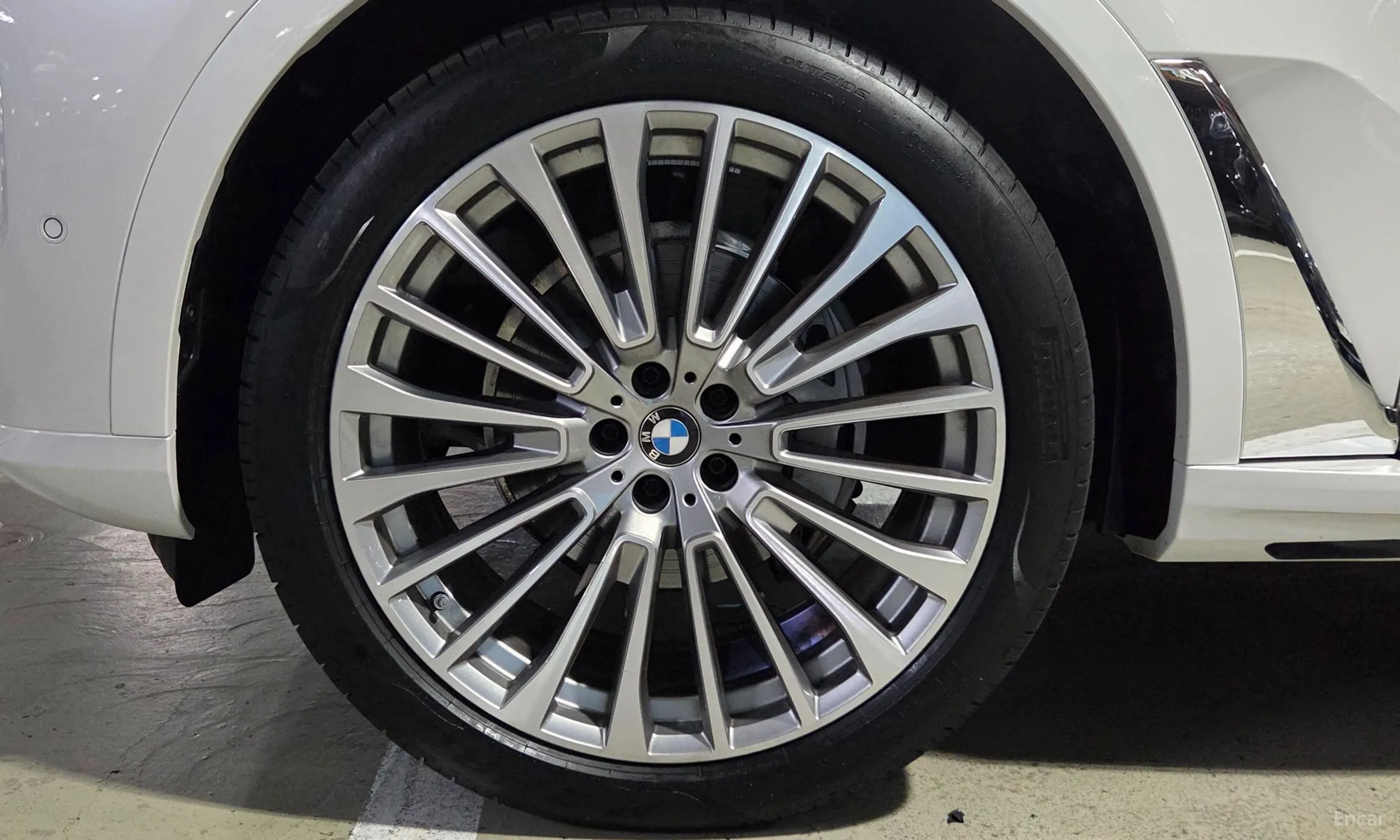 BMW X7 (G07) превью 5