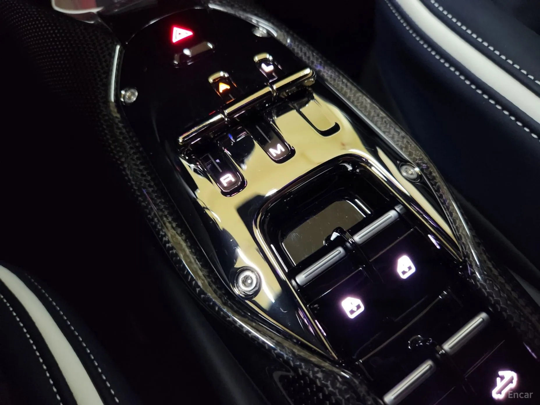 Ferrari 296 GTS превью 16