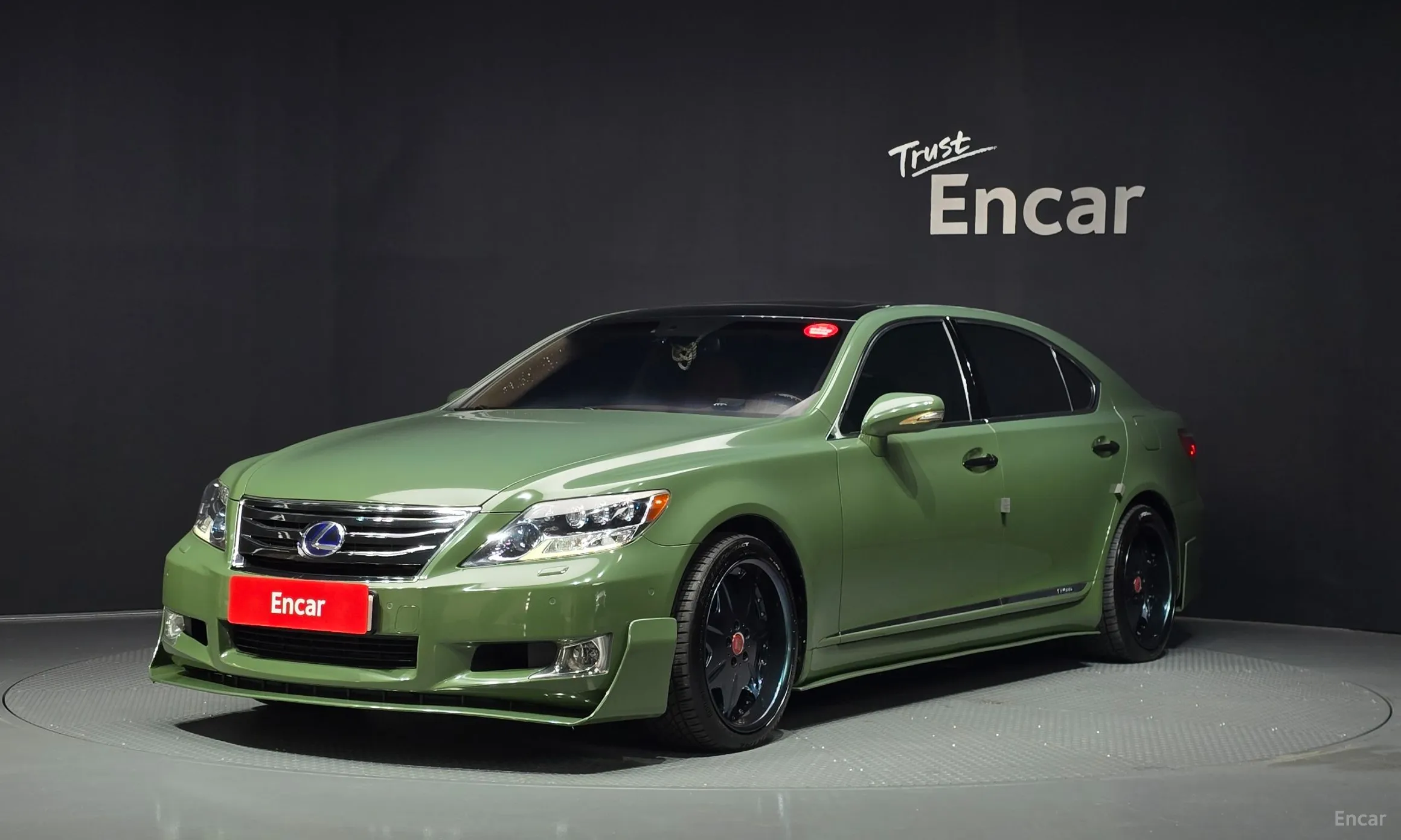 Lexus LS600hL