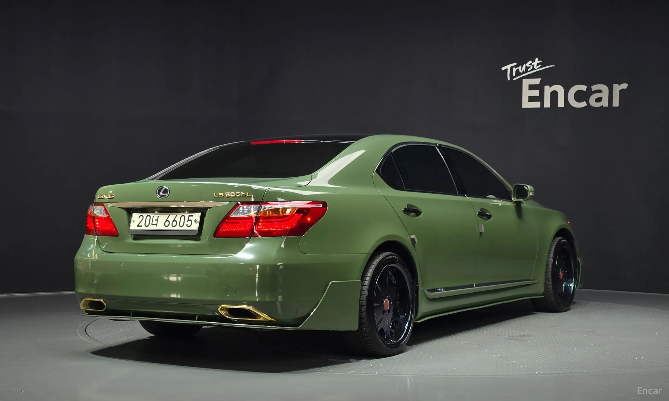 Lexus LS600hL