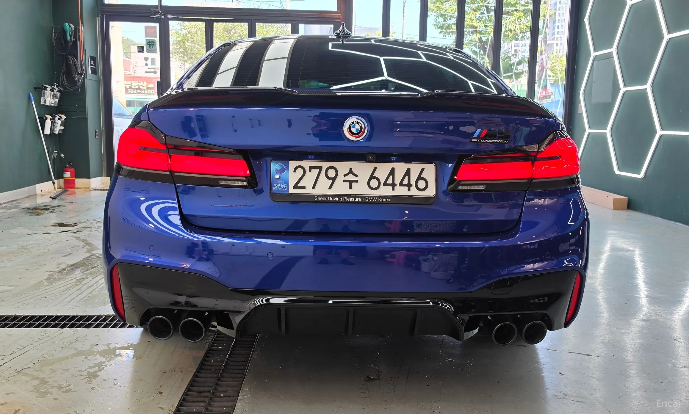 BMW M5 (F90) превью 4