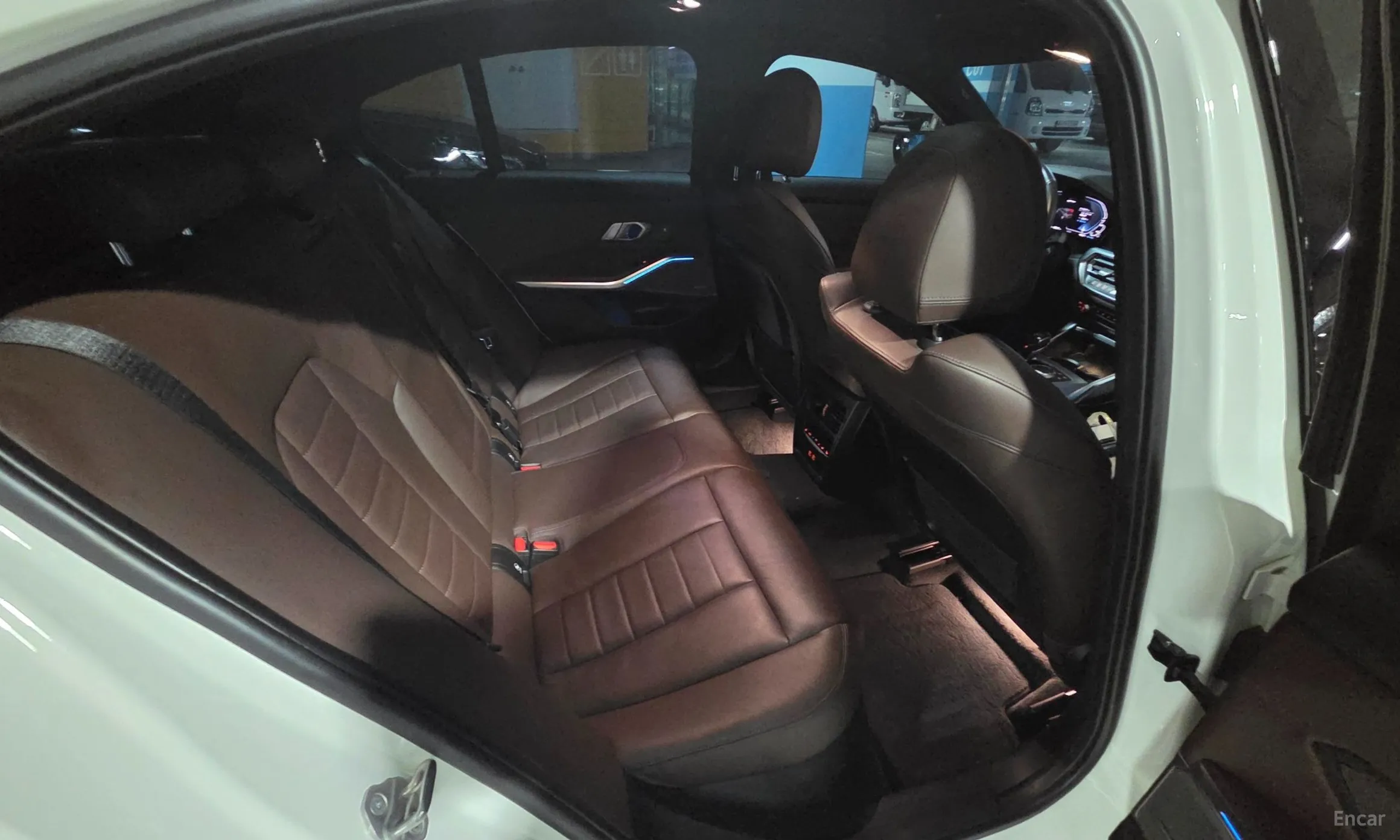 BMW 3 Series (G20) превью 18
