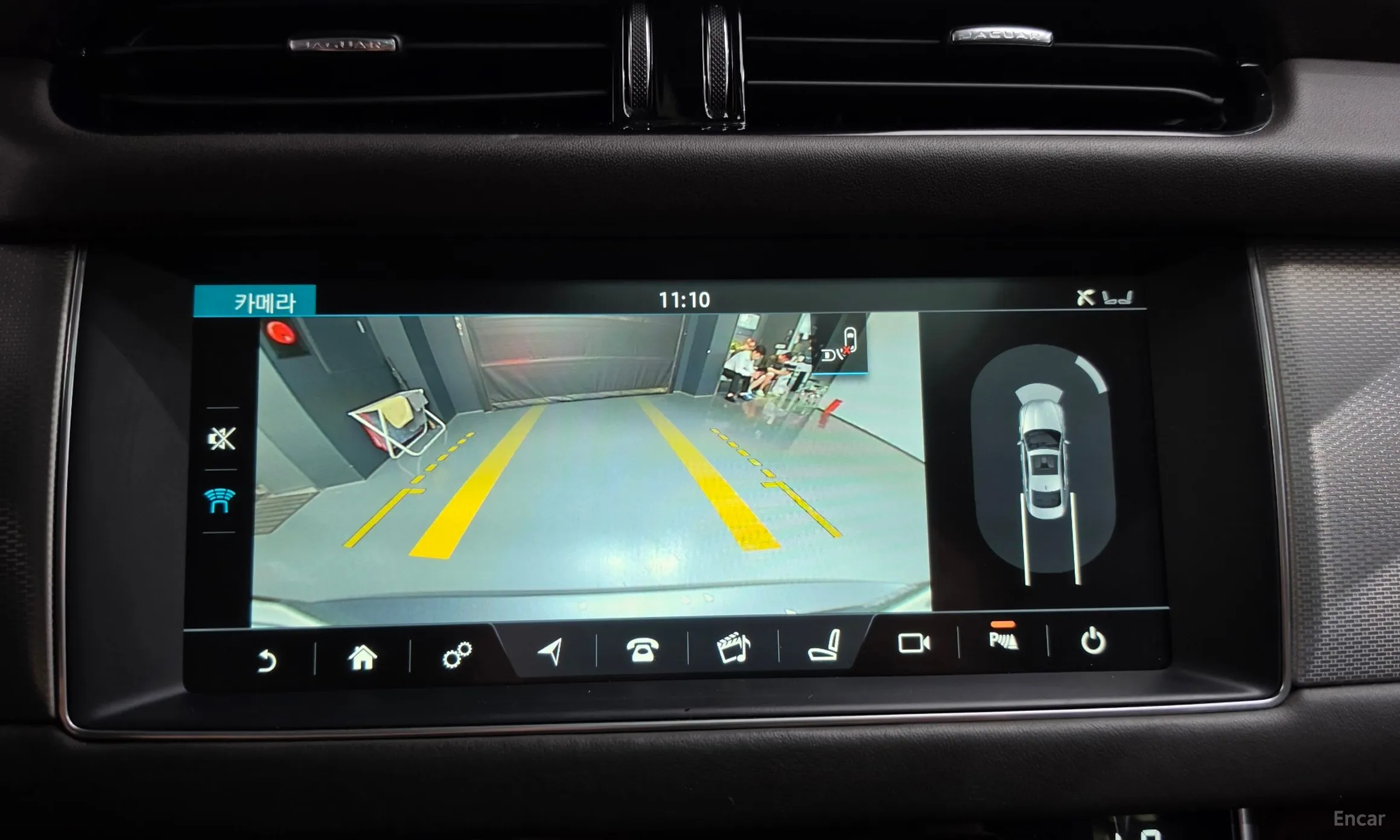Jaguar XF (x260) превью 15