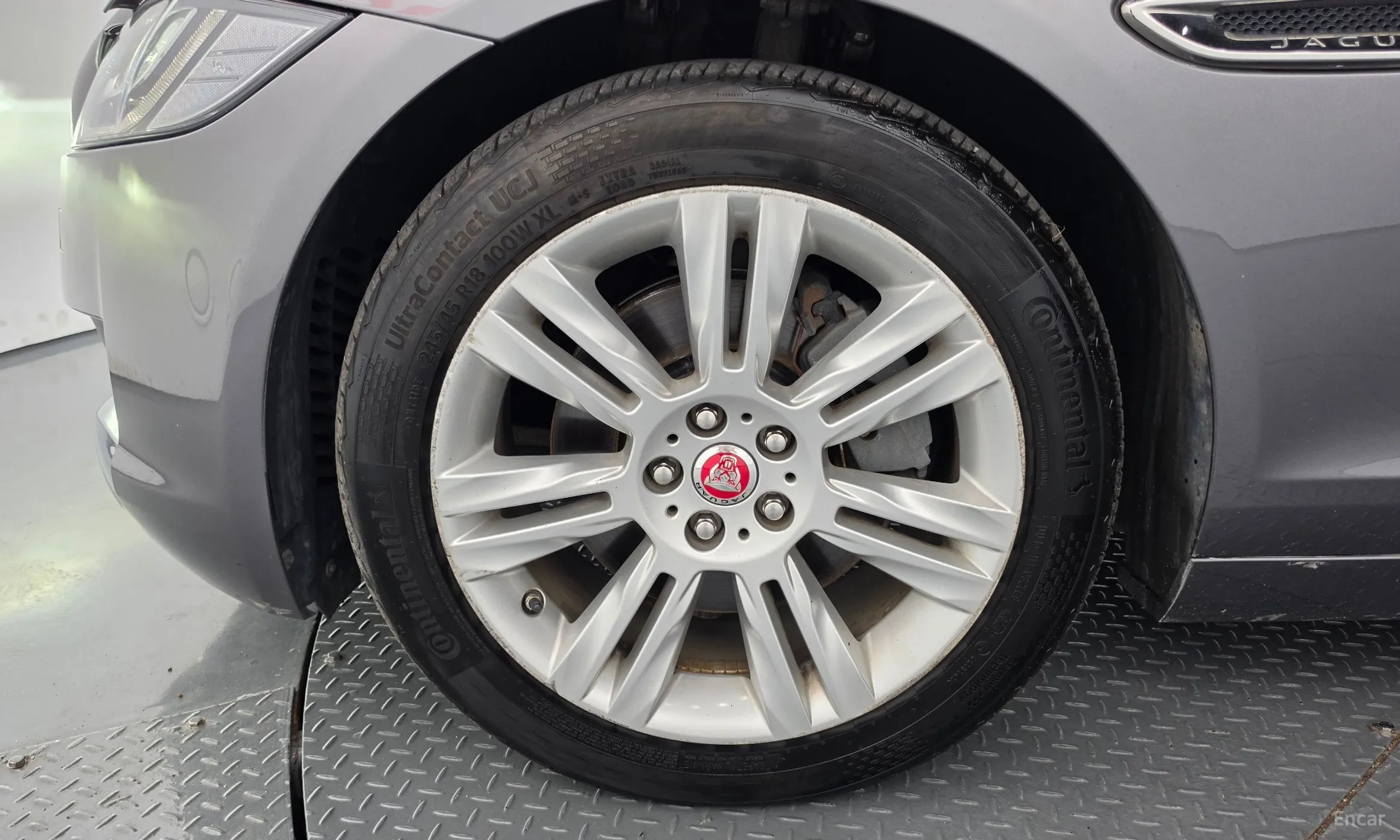 Jaguar XF (x260) превью 5