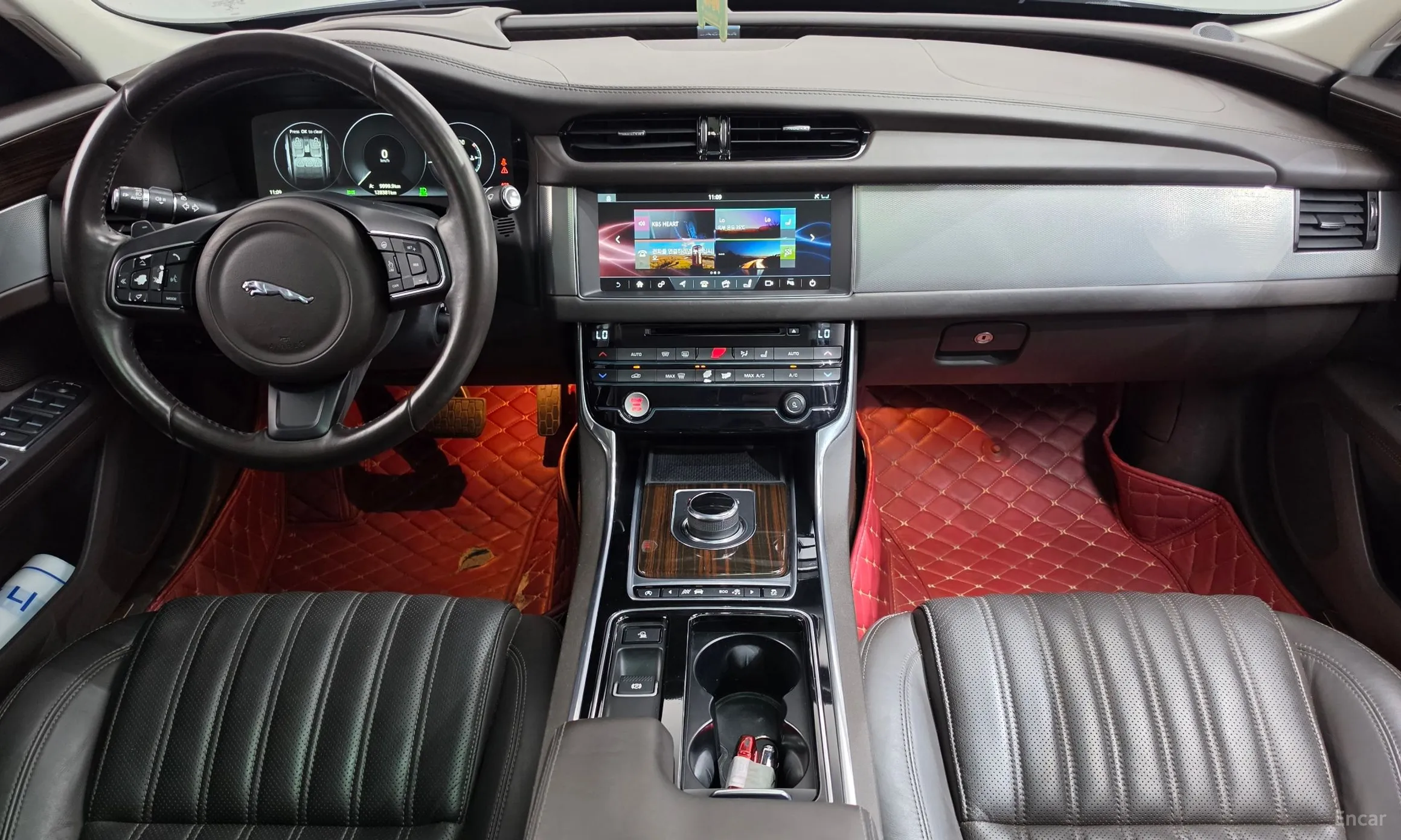Jaguar XF (x260) превью 7