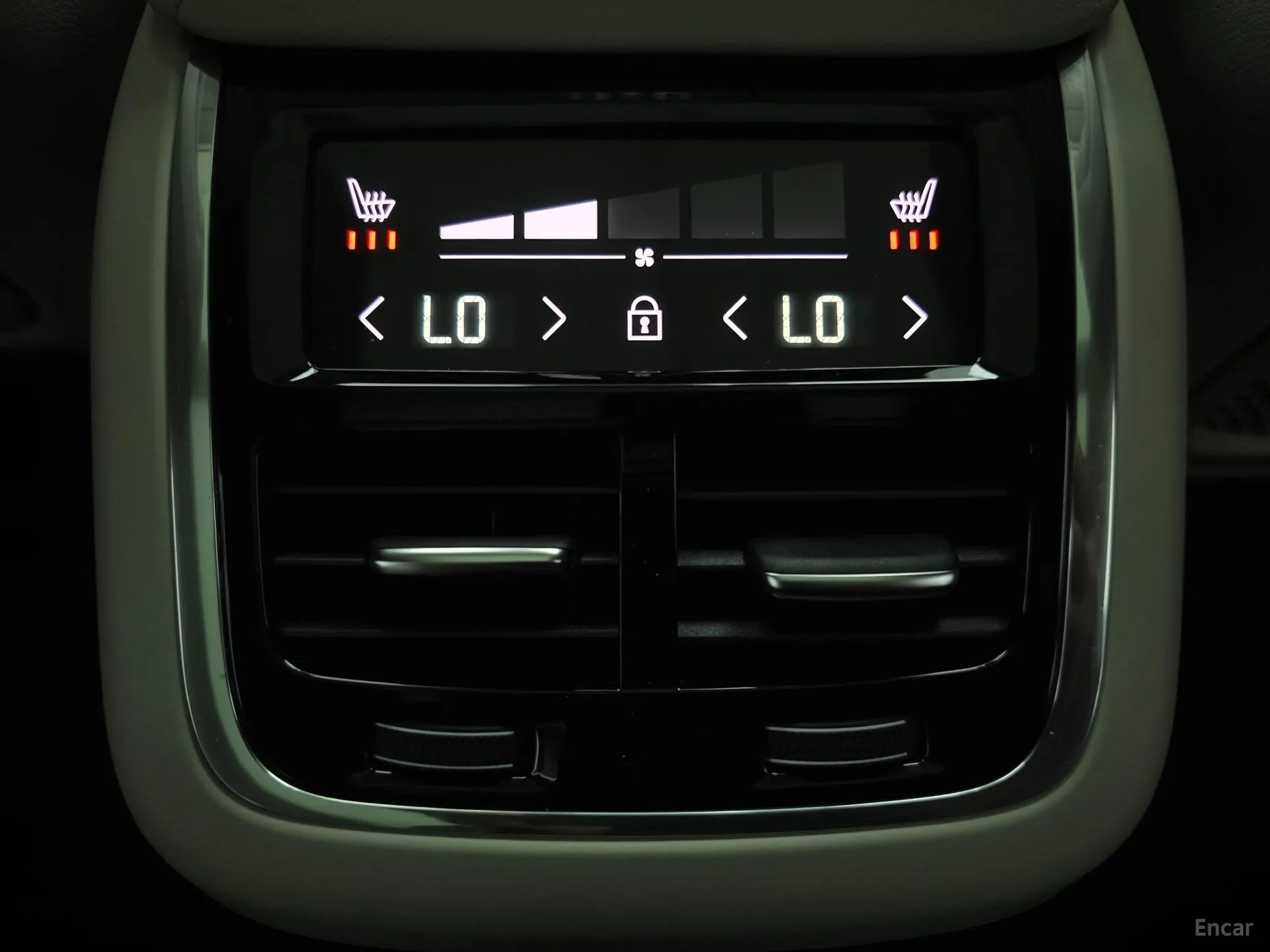 Volvo XC60 Gen 2 превью 15