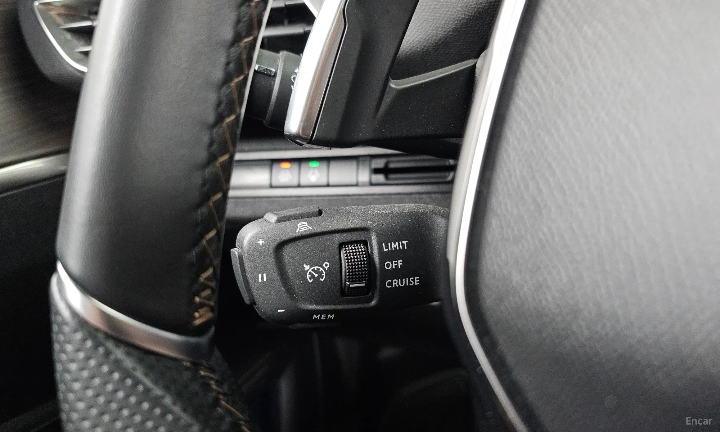 Peugeot 3008 2nd generation превью 19