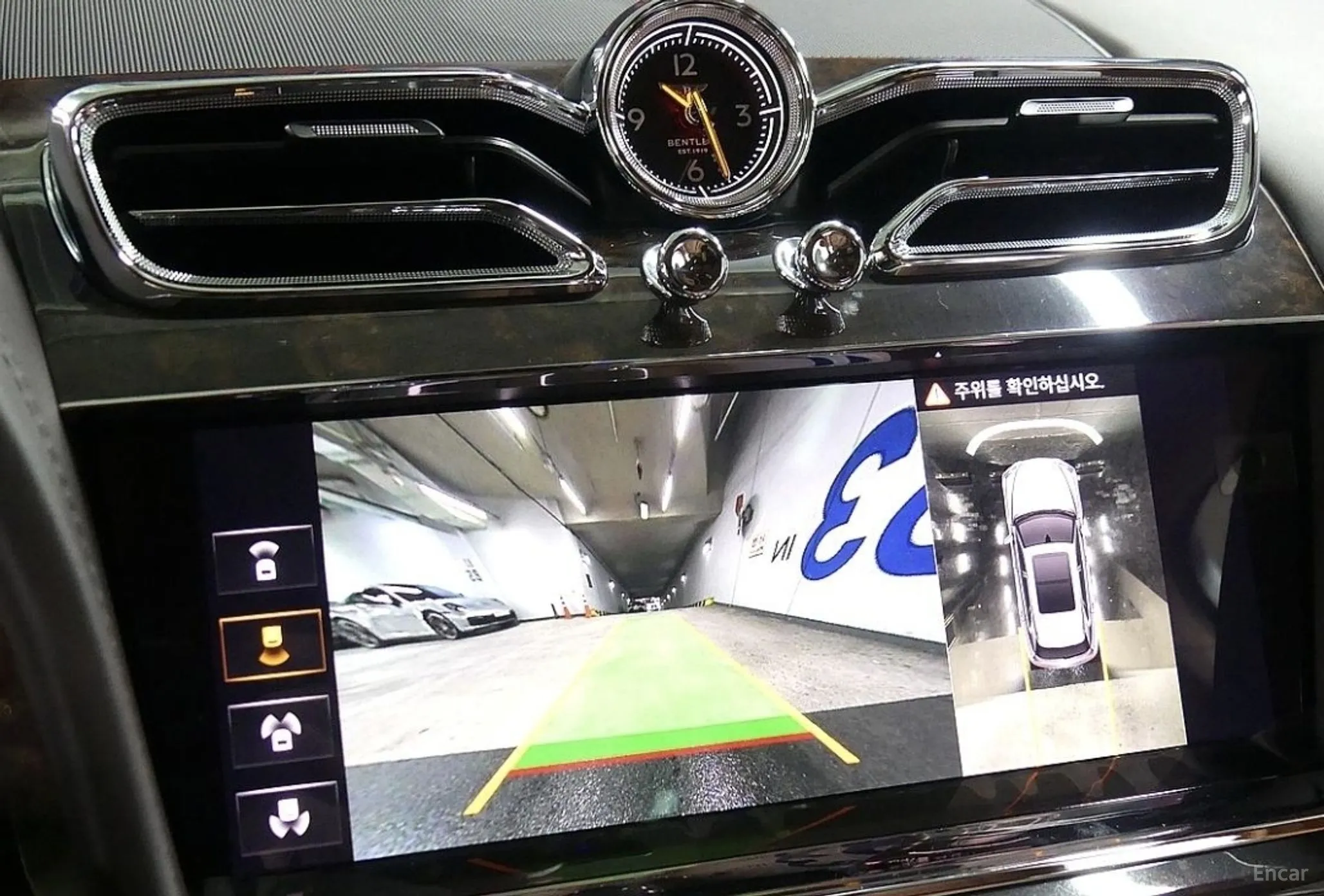 Bentley Bentayga превью 15