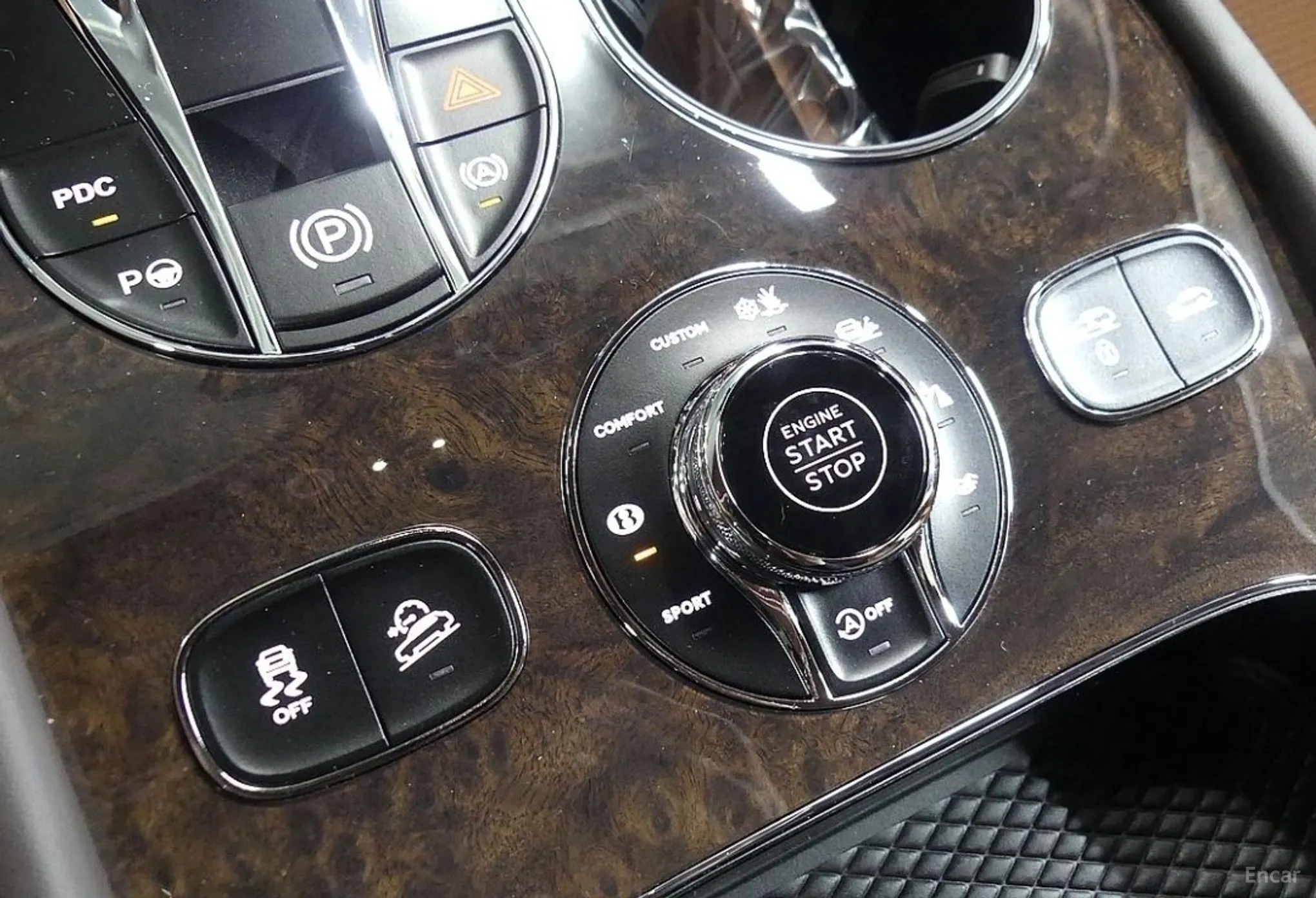 Bentley Bentayga превью 19