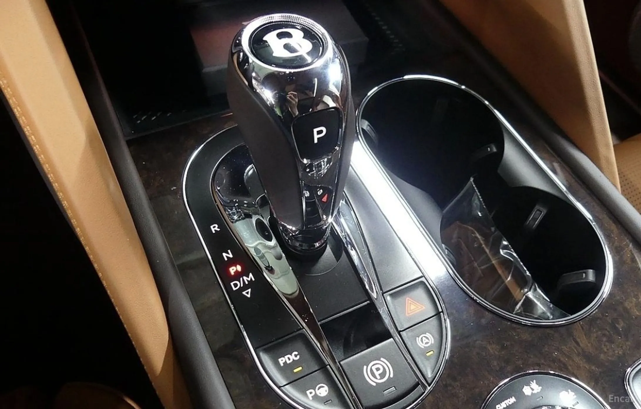 Bentley Bentayga превью 9