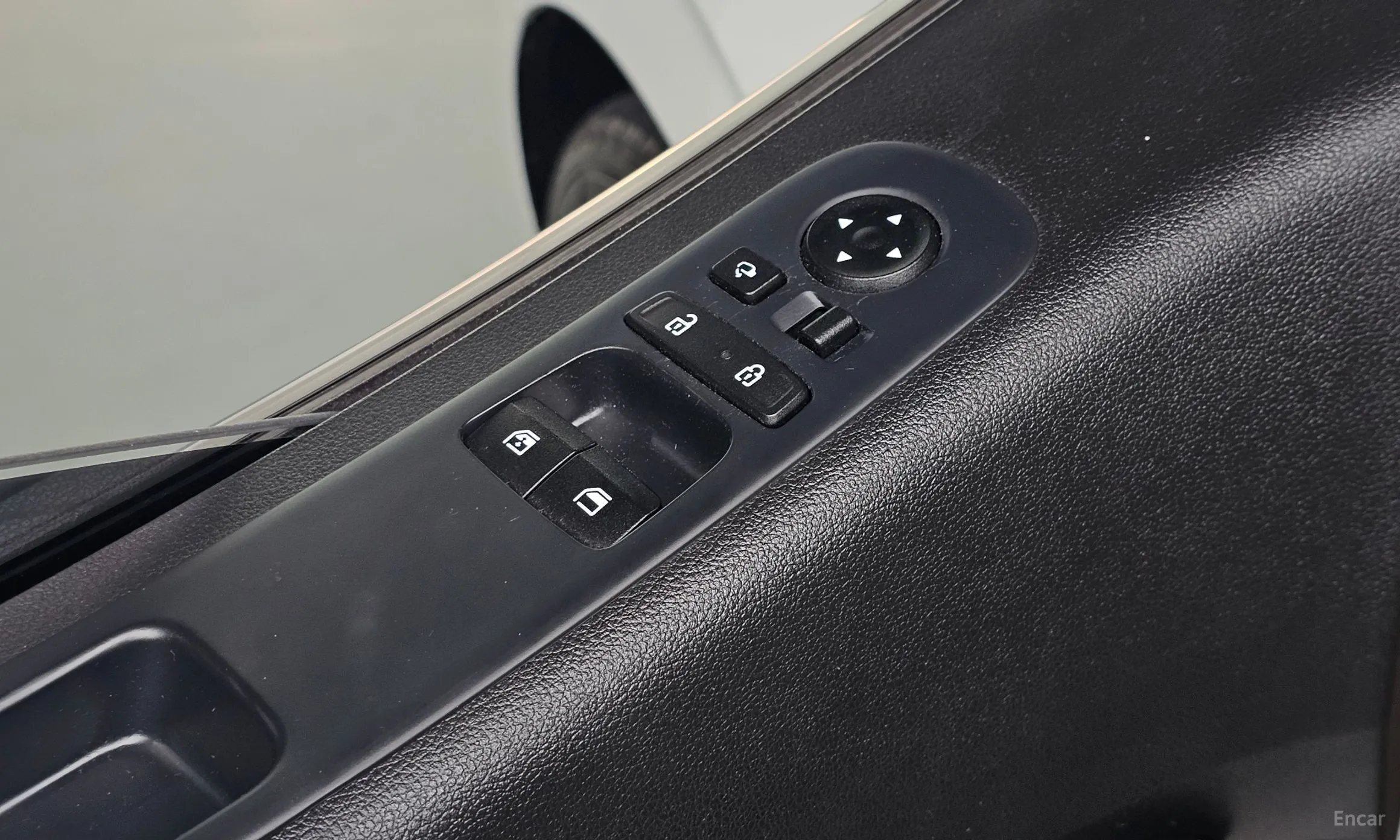 Hyundai Staria превью 19