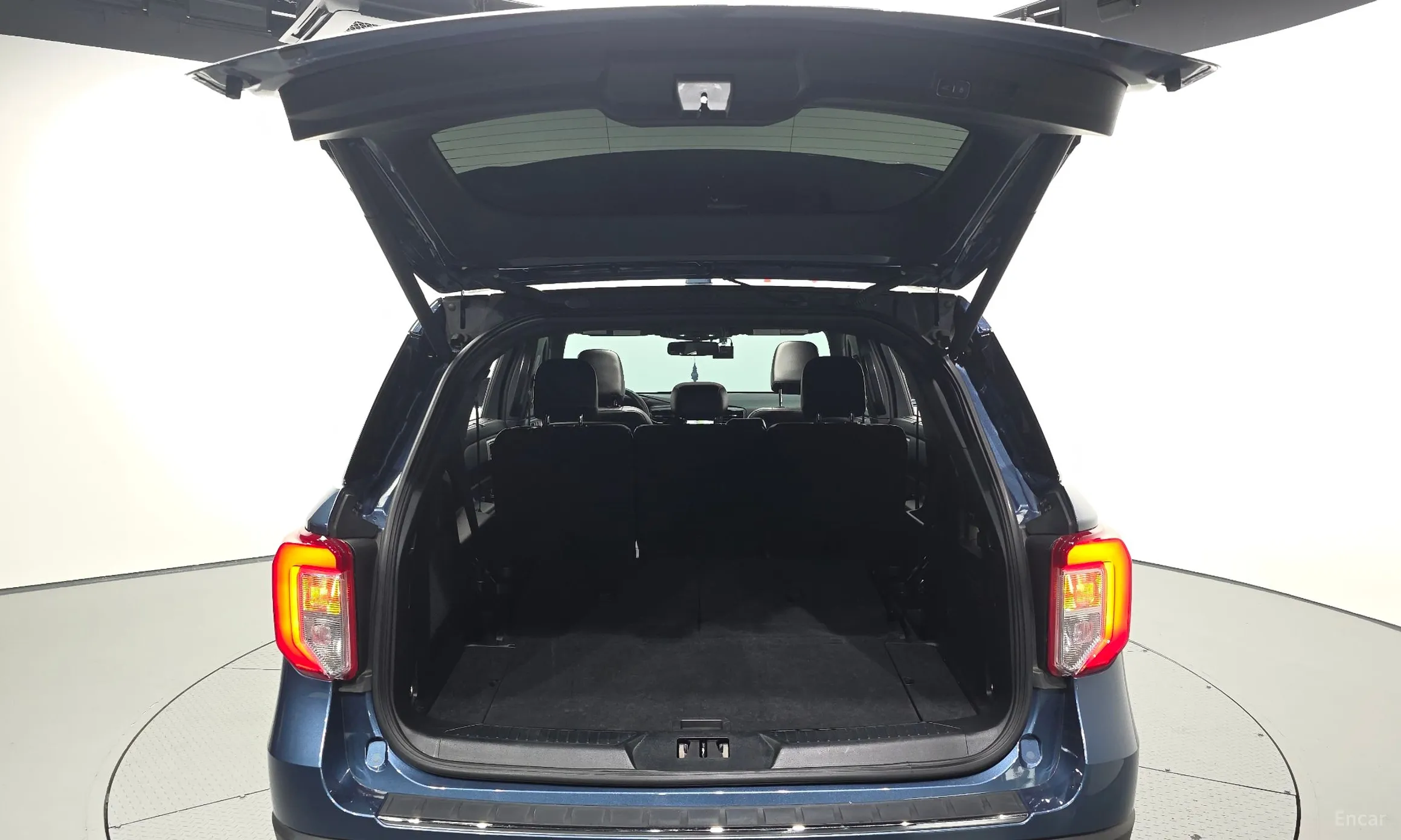 Ford Explorer 6th Generation превью 20