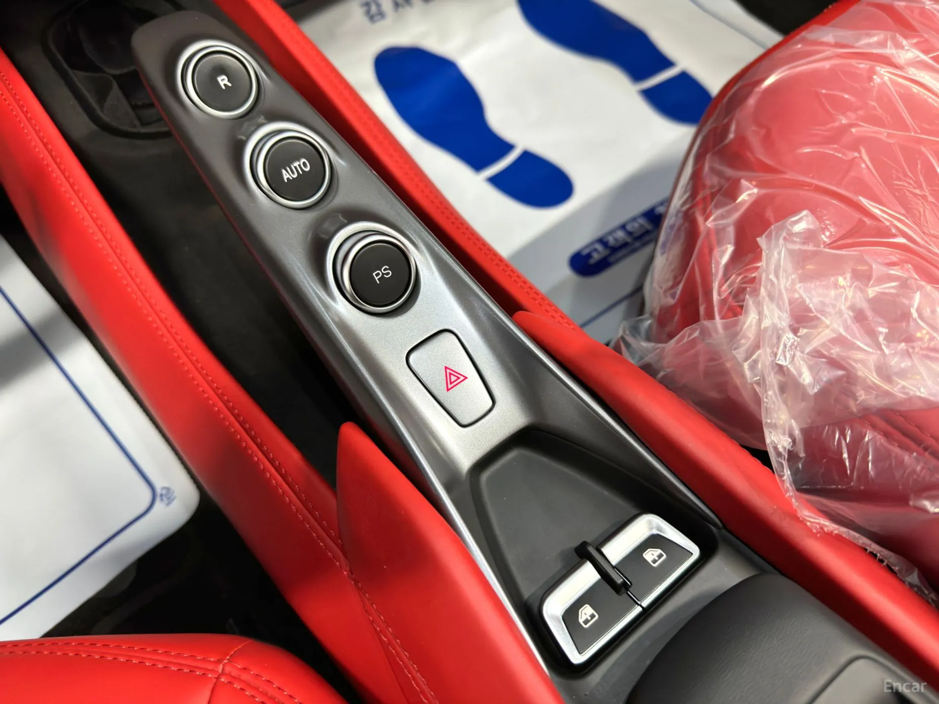 Ferrari F8 Spider превью 14