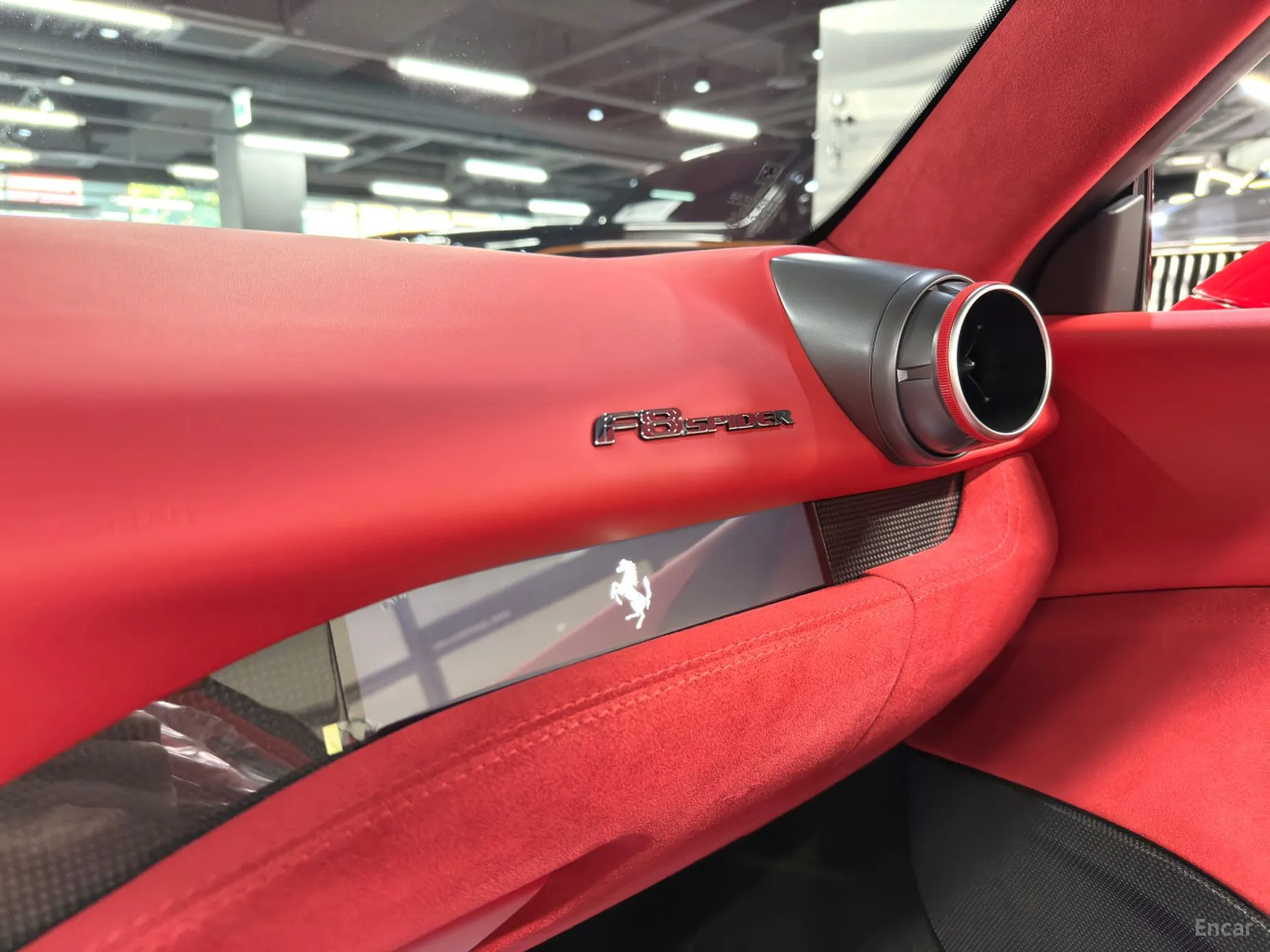 Ferrari F8 Spider превью 16