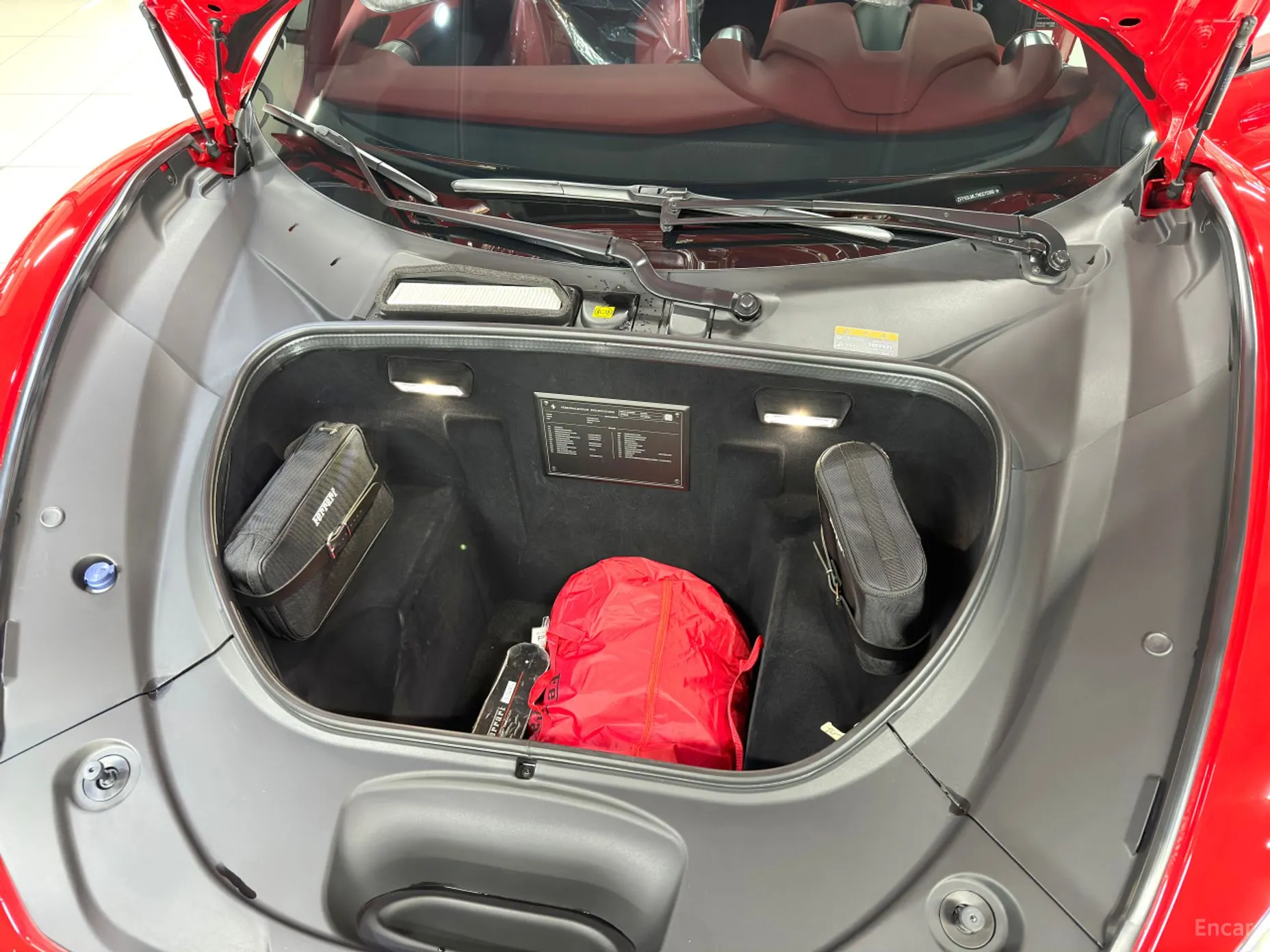 Ferrari F8 Spider превью 18