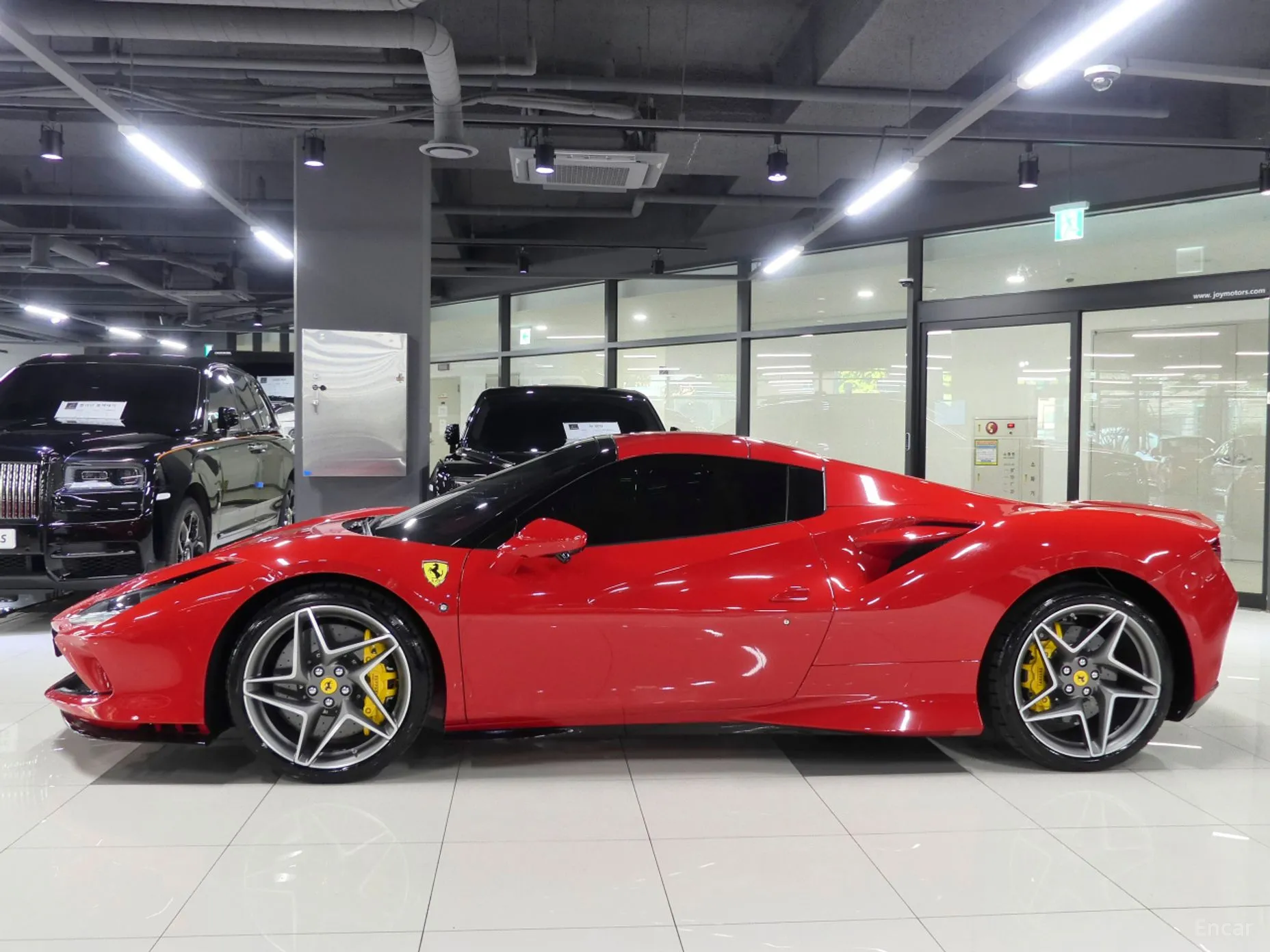 Ferrari F8 Spider превью 4