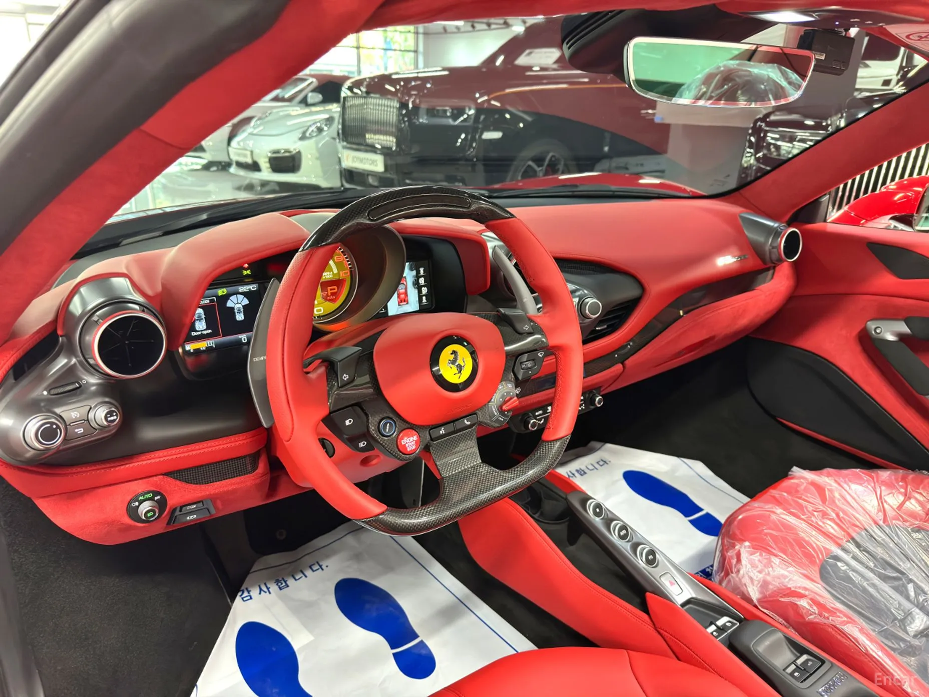 Ferrari F8 Spider превью 6