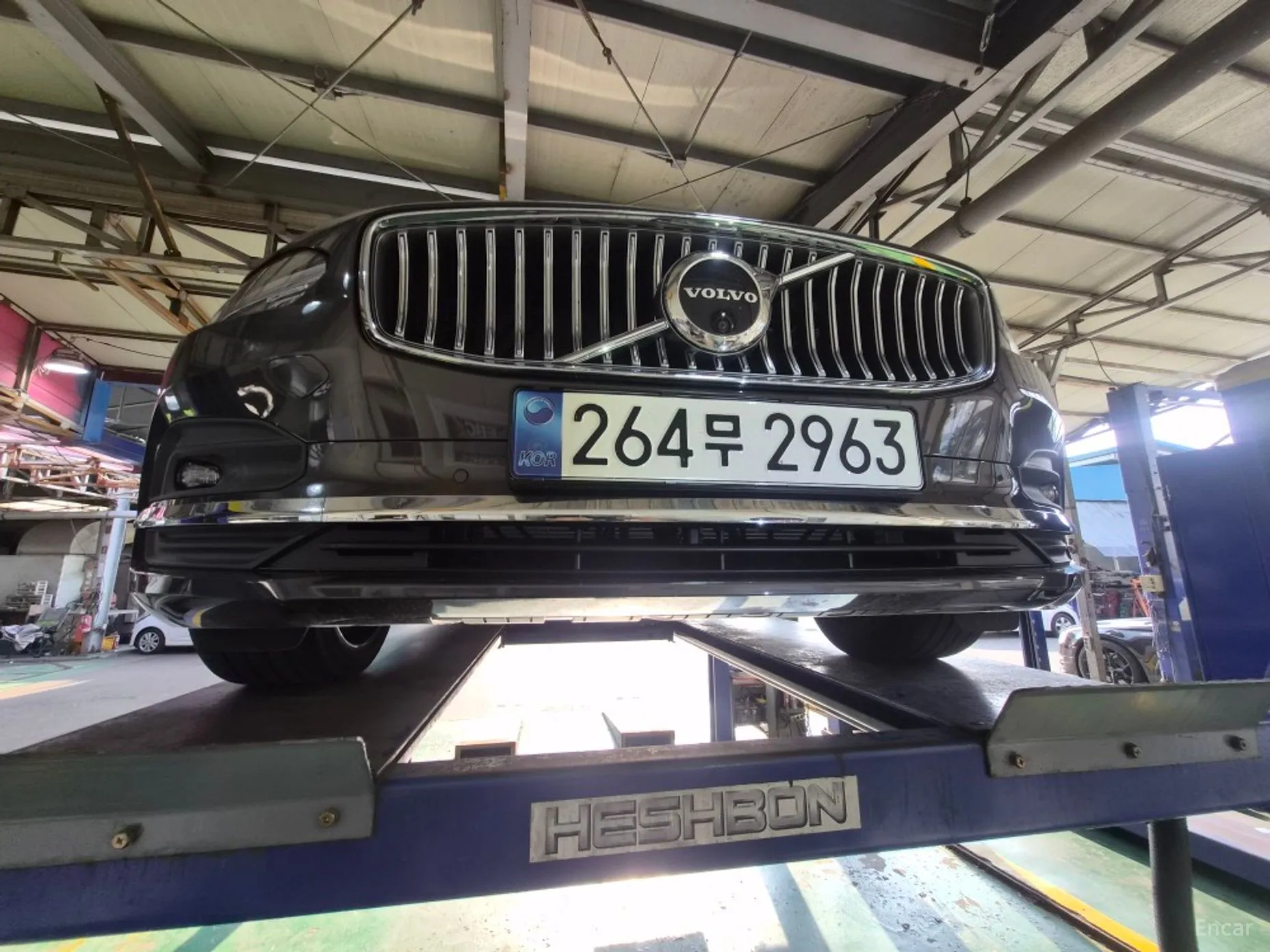 Volvo S90