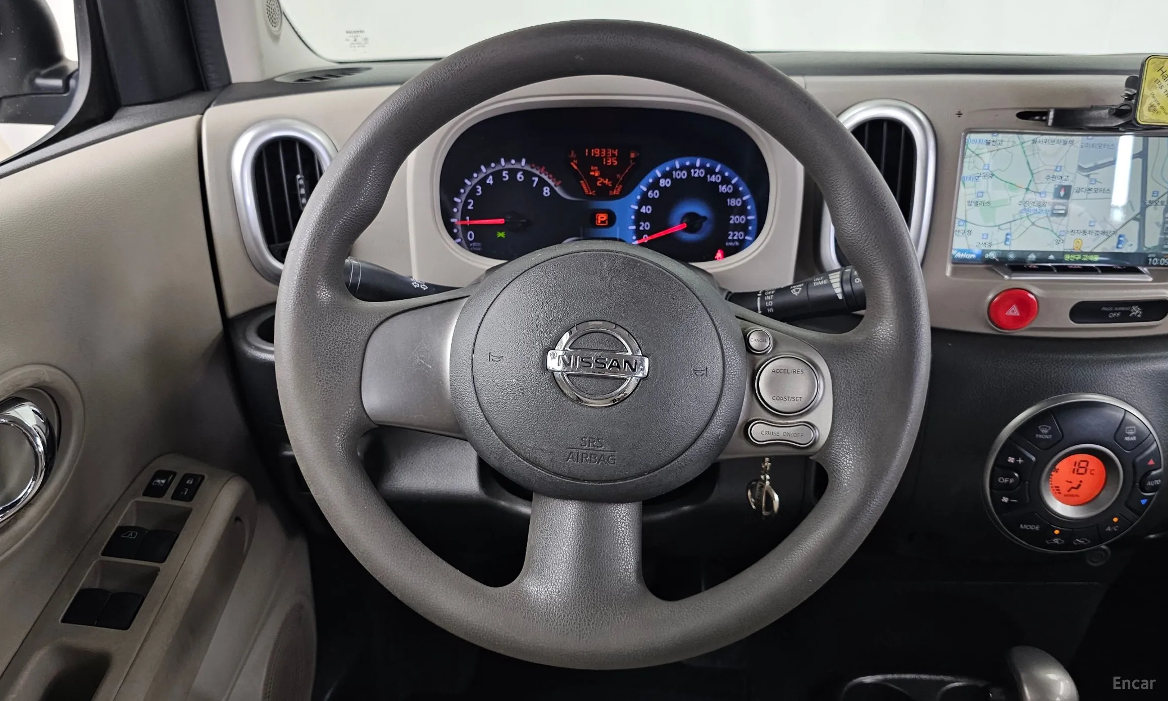 Nissan Cube превью 13